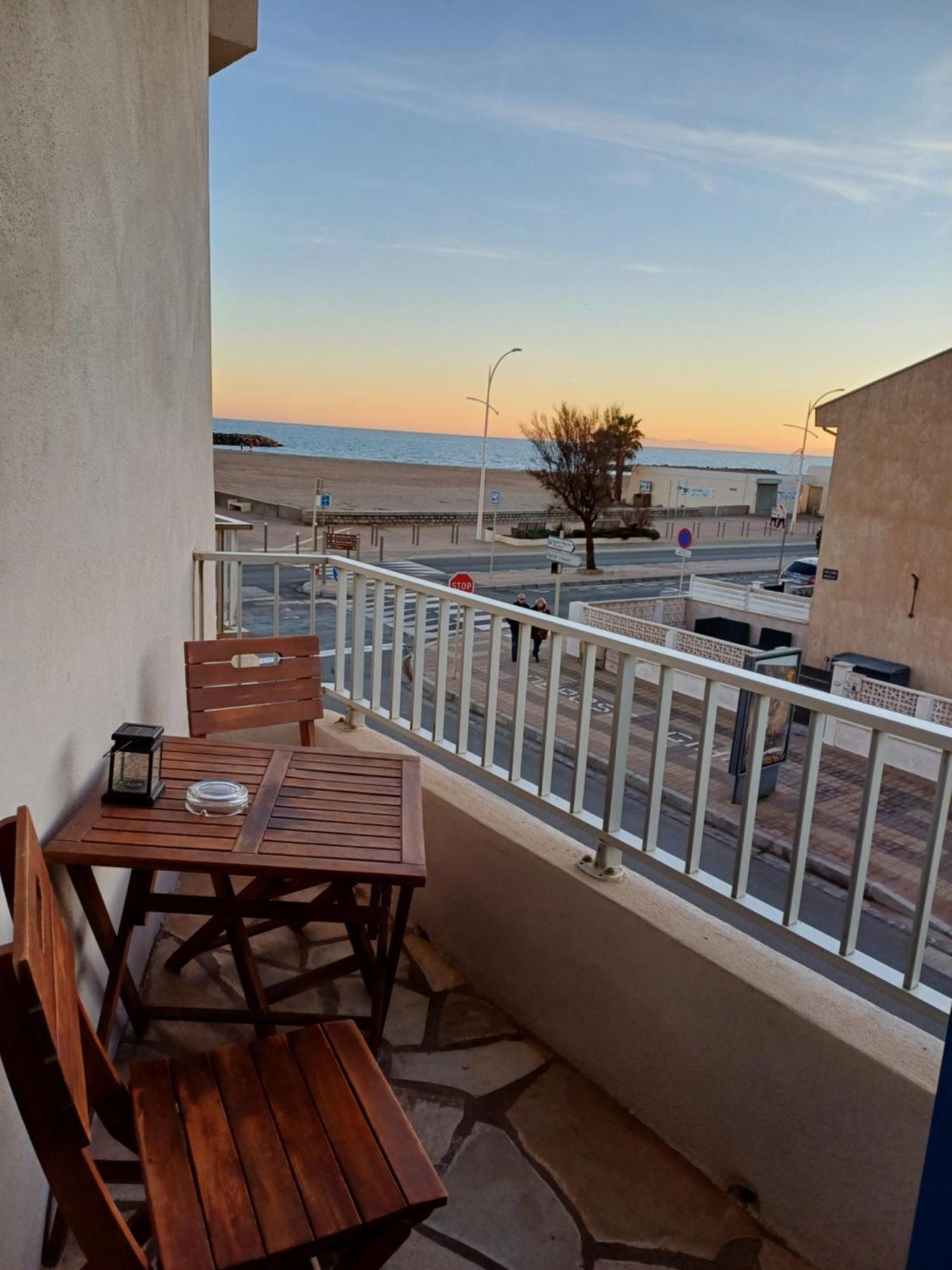 Chambre Lits Jumeaux Vue sur Mer et rue