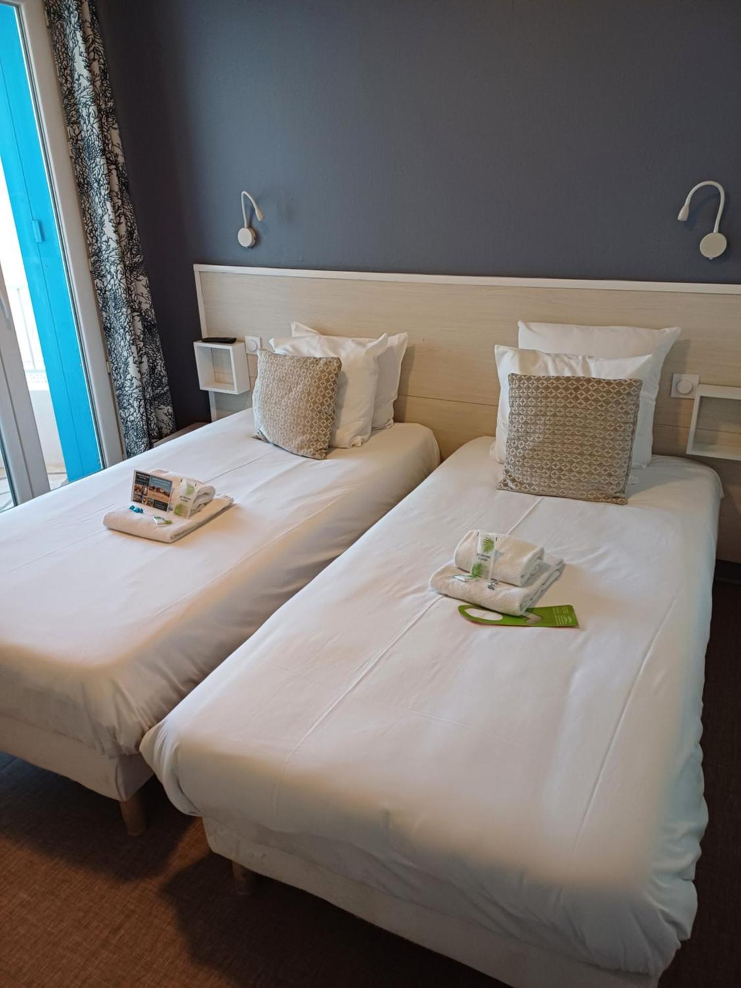 Chambre Lits Jumeaux Vue sur Mer et rue