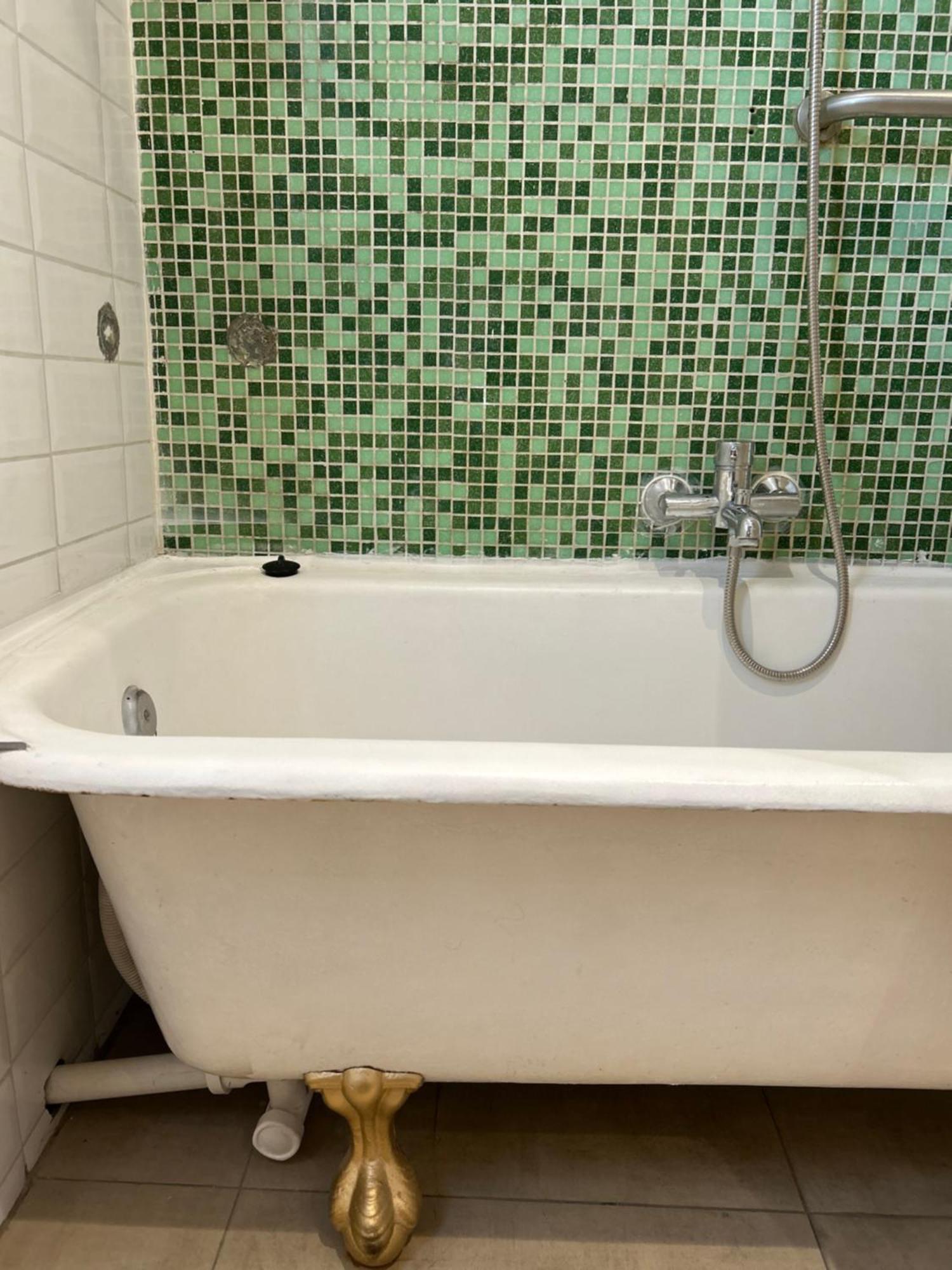 Double Room Private Bathroom