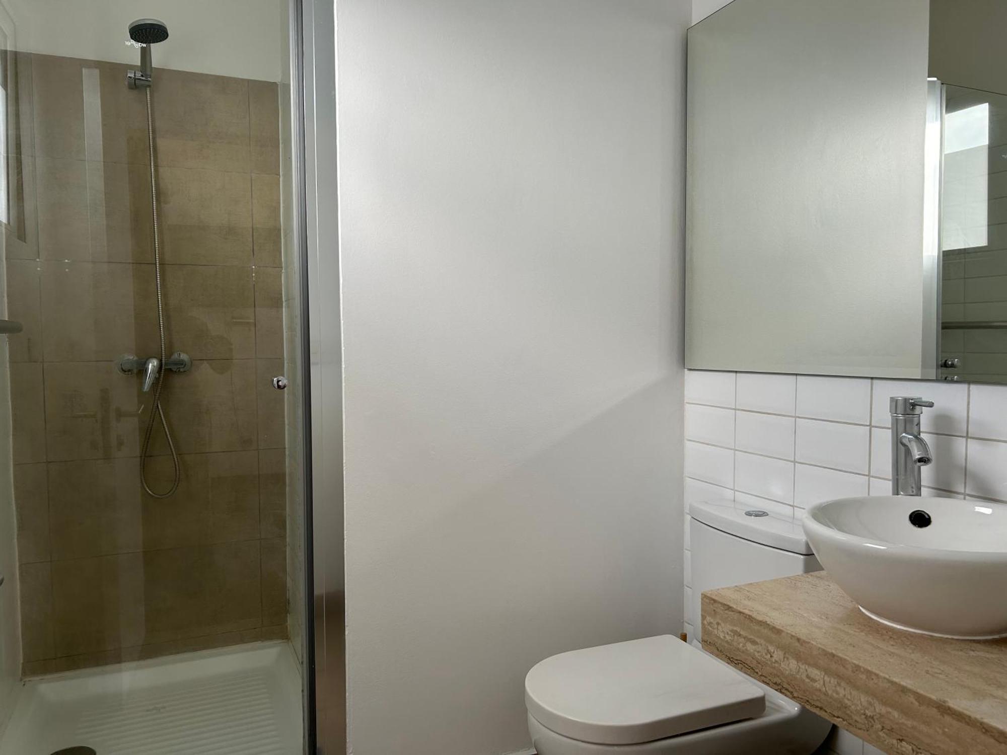 Double Room Private Bathroom