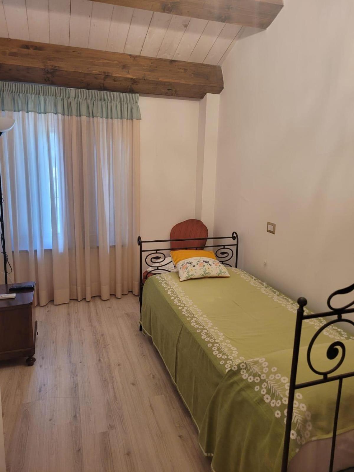 Camera Doppia con Letti Singoli