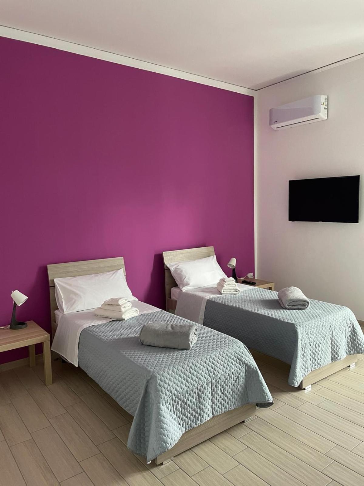 Large Twin Room