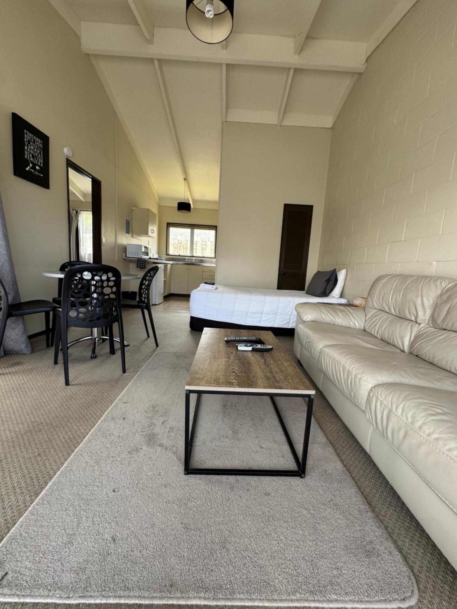 Standard Family Room,1631383988:JPEG
