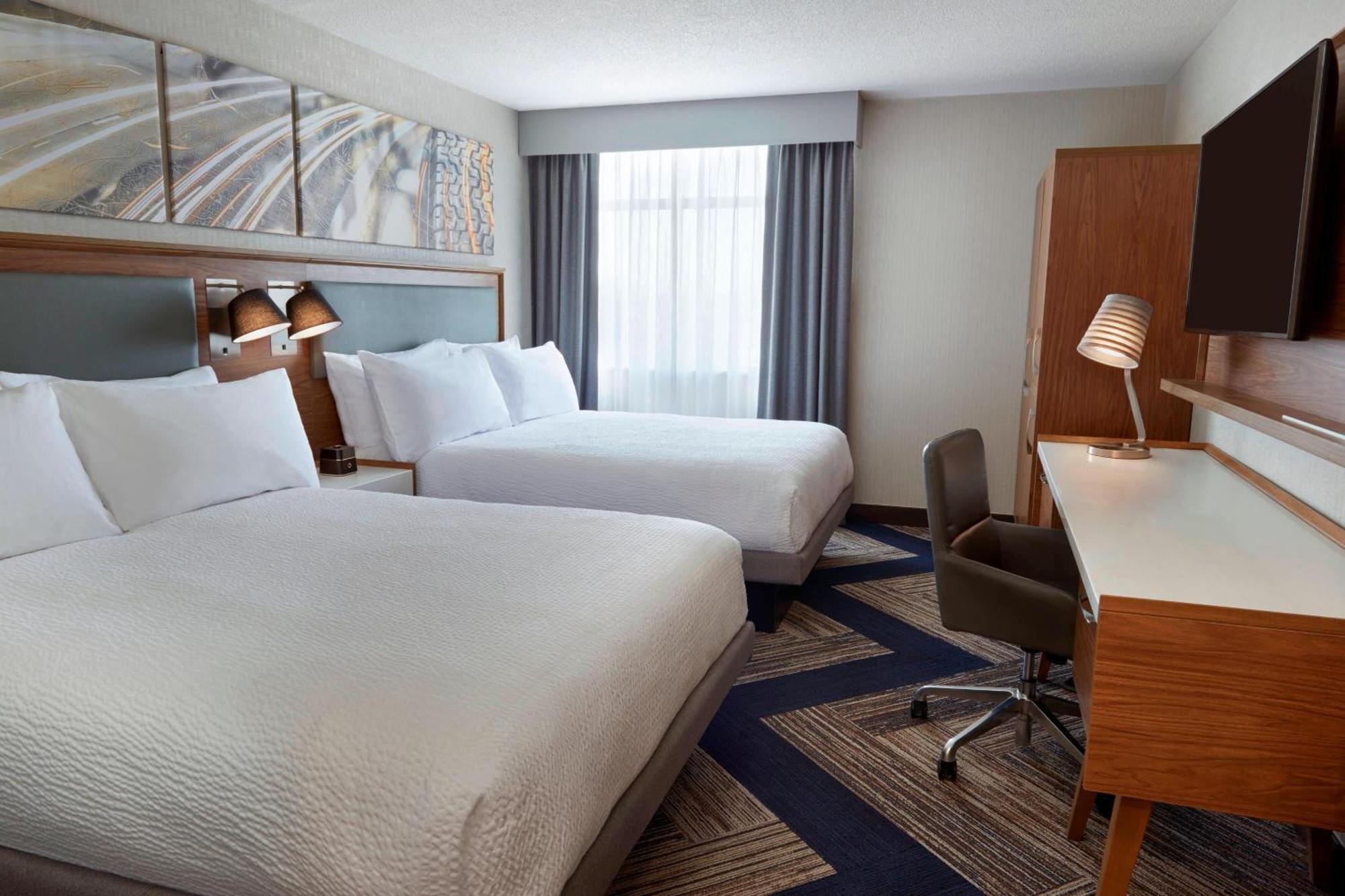 Chambre avec 2 Grands Lits Queen-Size