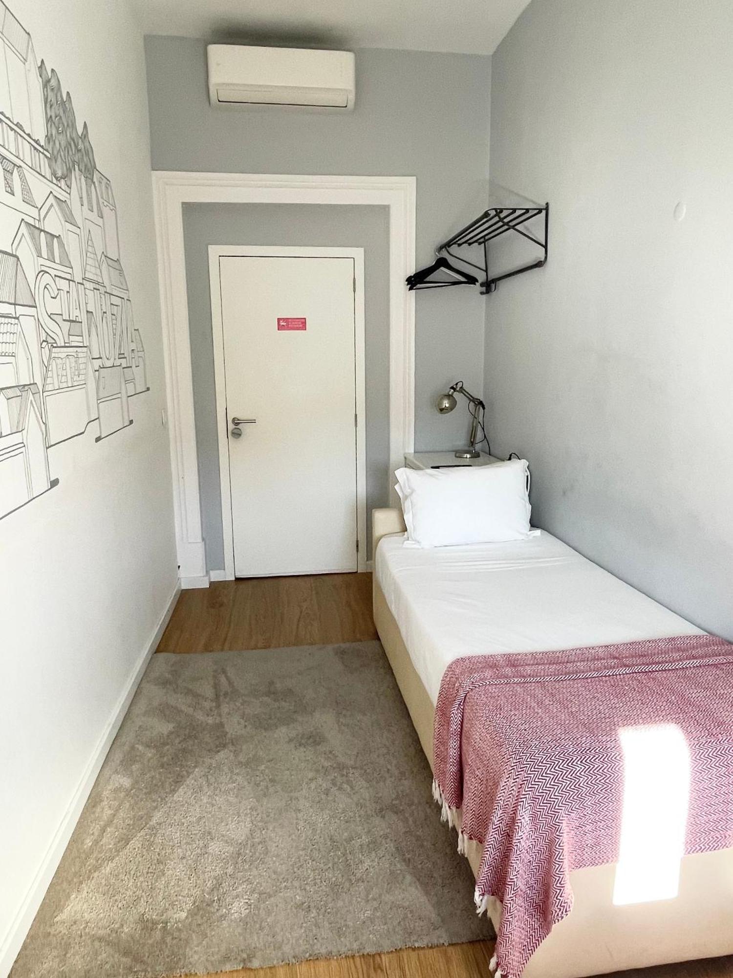 Standard Single Room Private External Bathroom