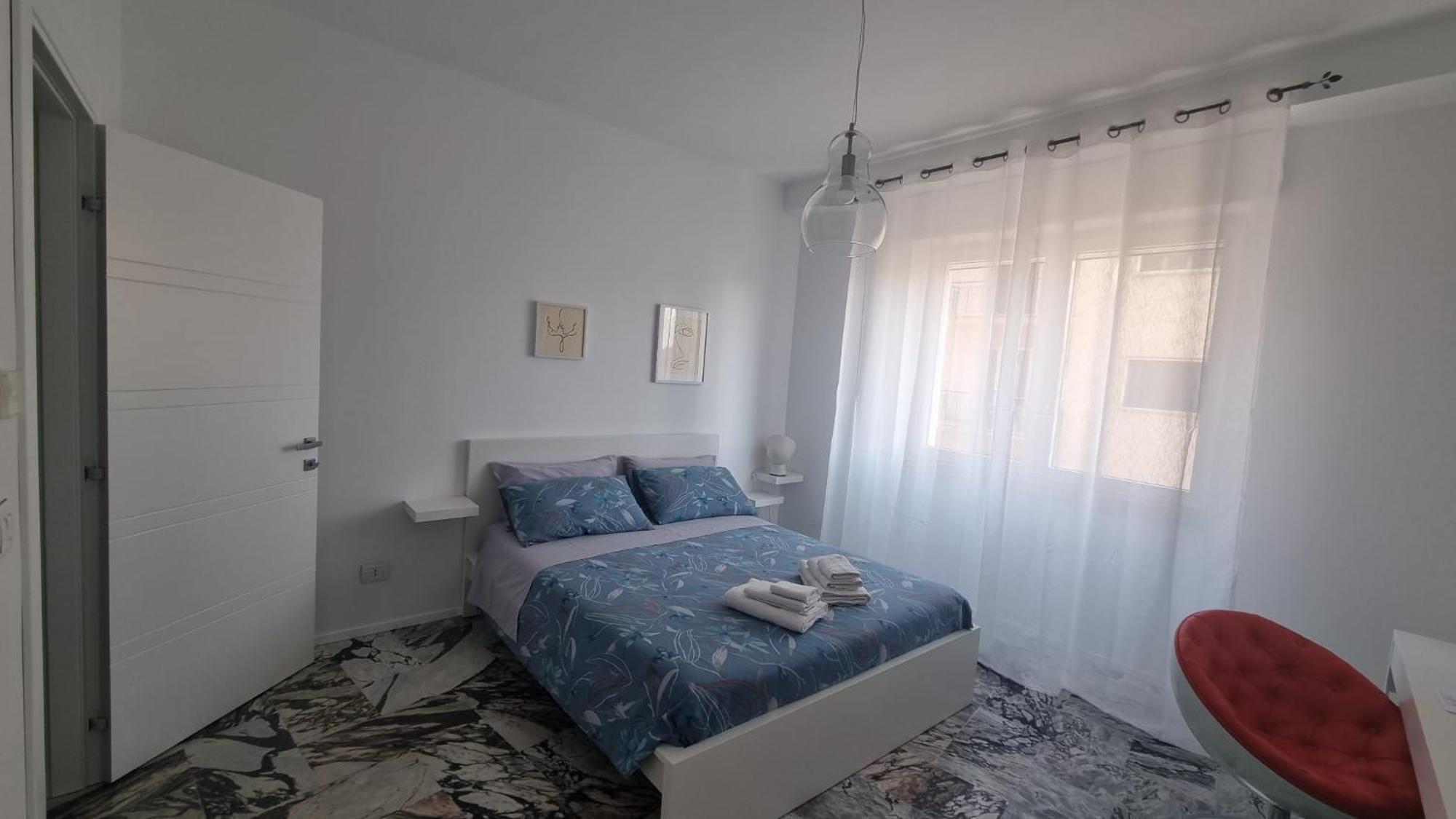 Double Room Private External Bathroom