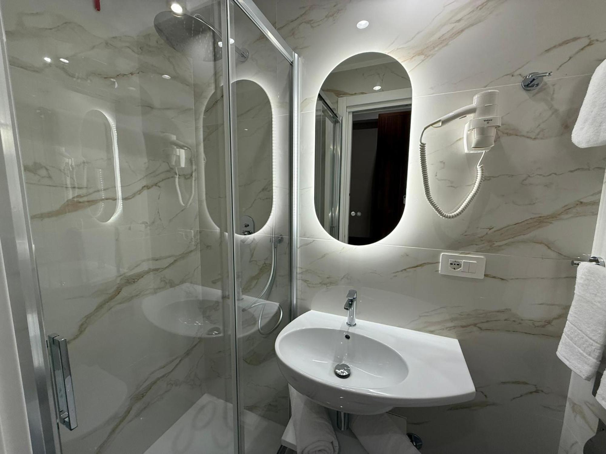 Superior Double or Twin Room City View