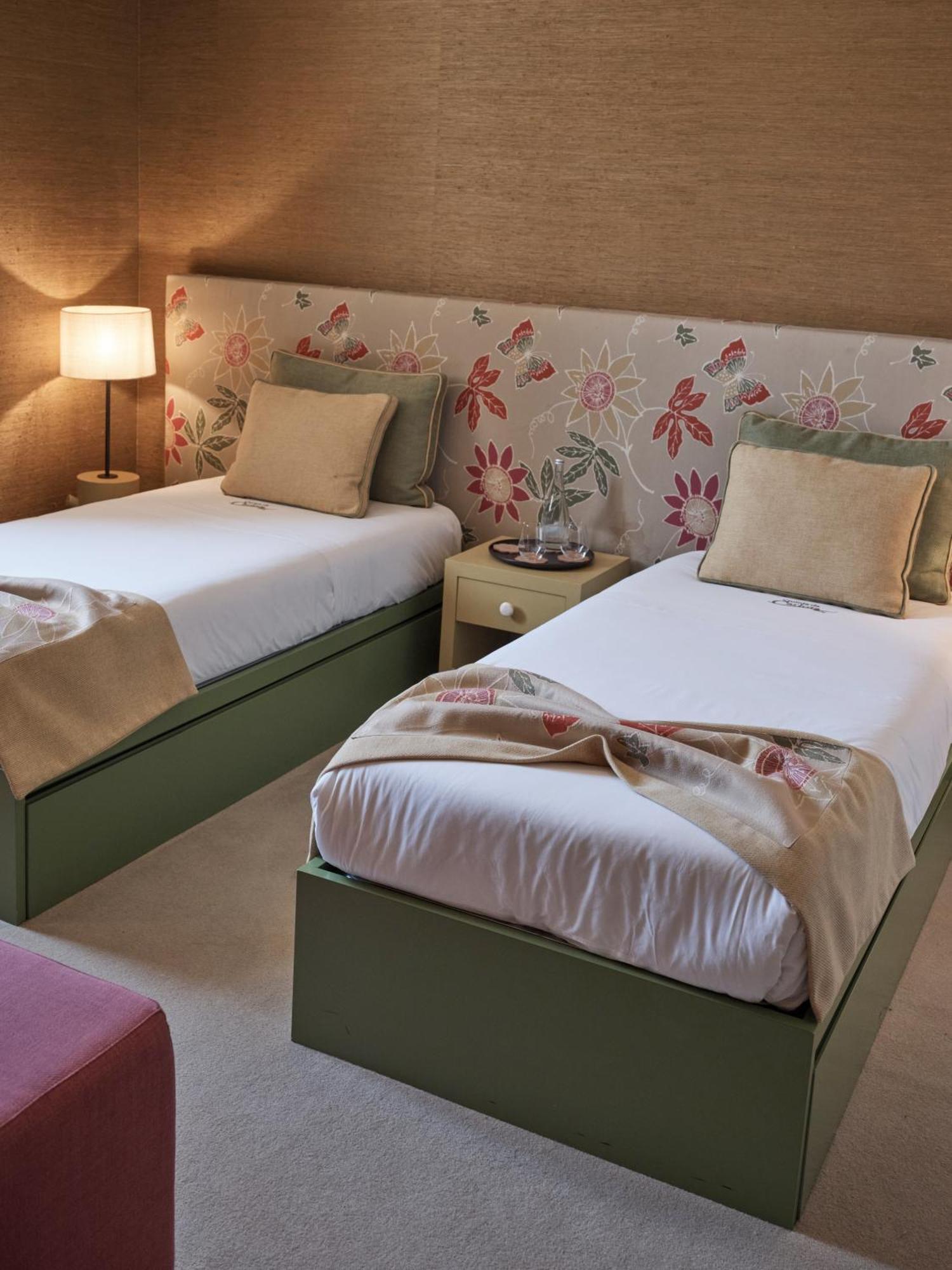 Quarto Twin com Vista Jardim