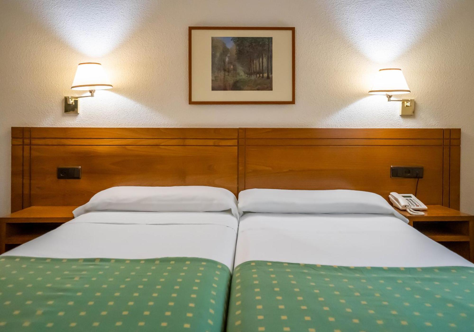 Economy Twin Room Ground floor