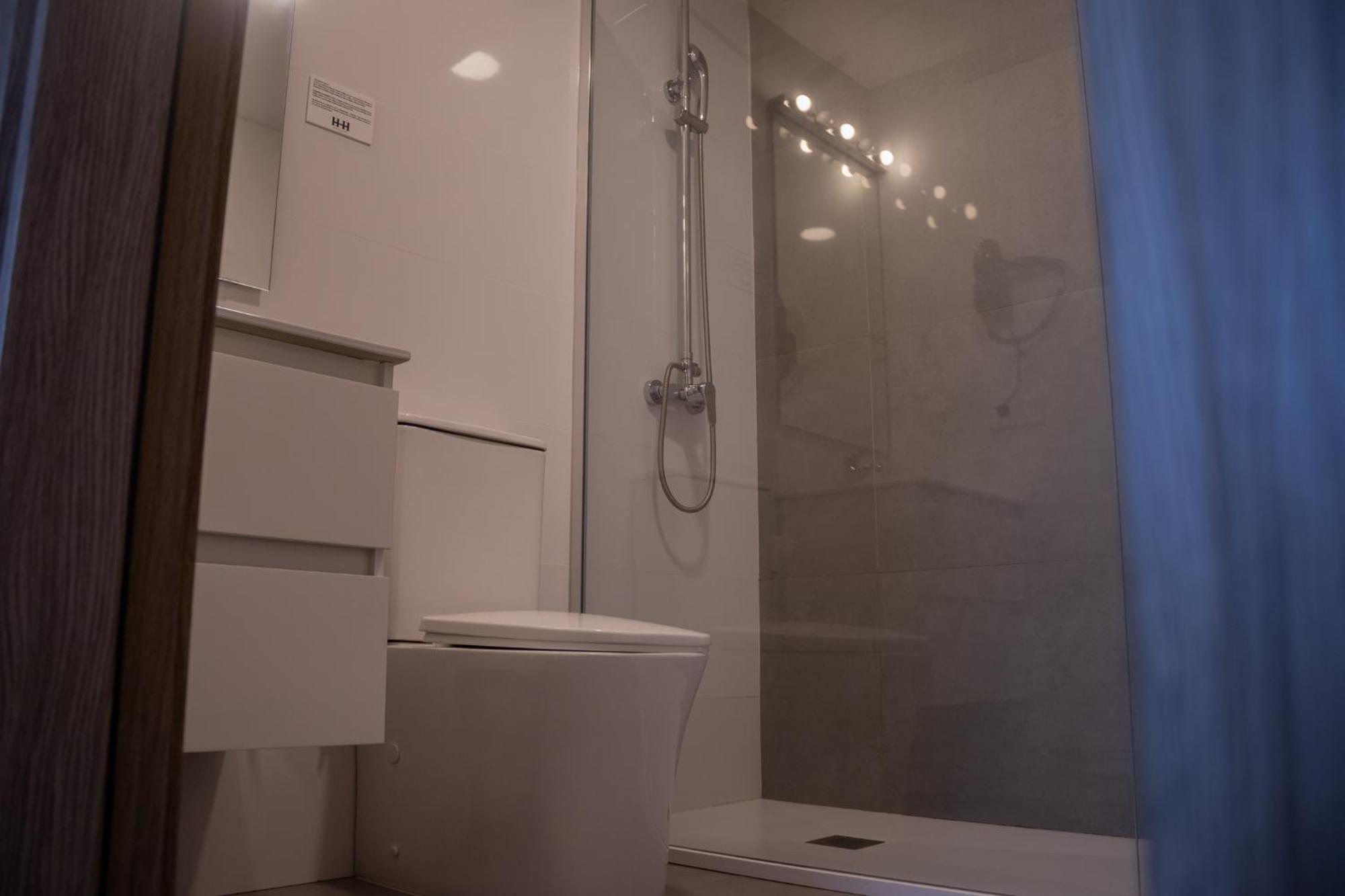 Double Room,1641757715:JPEG
