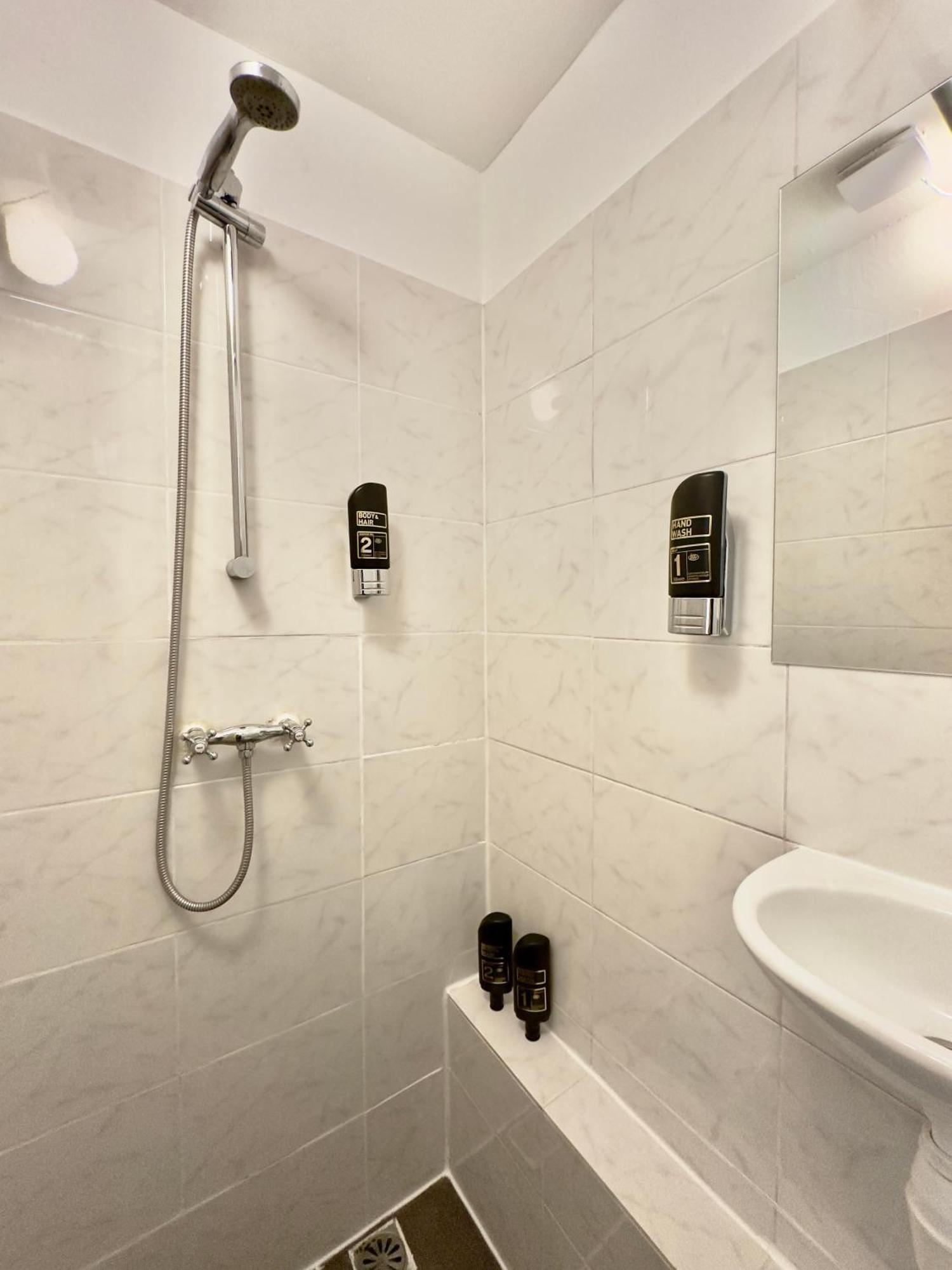 Eenpersoonskamer met Eigen Badkamer