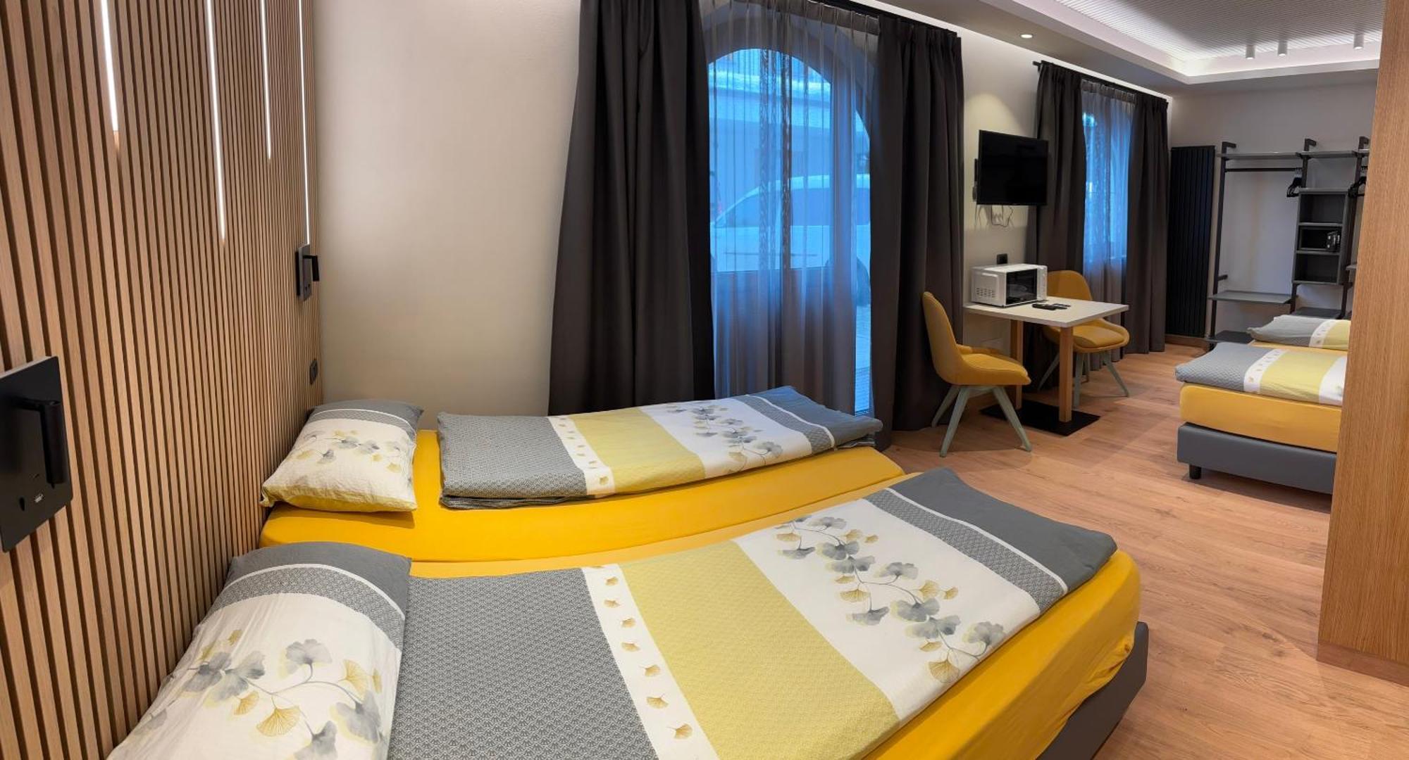 Deluxe Suite