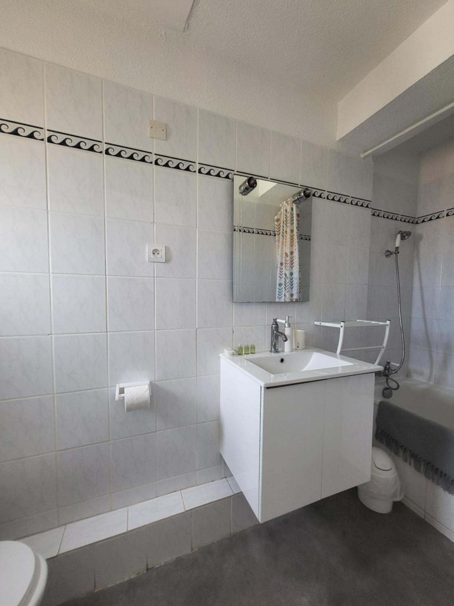 Triple Room with Bathroom,1645676263:JPEG