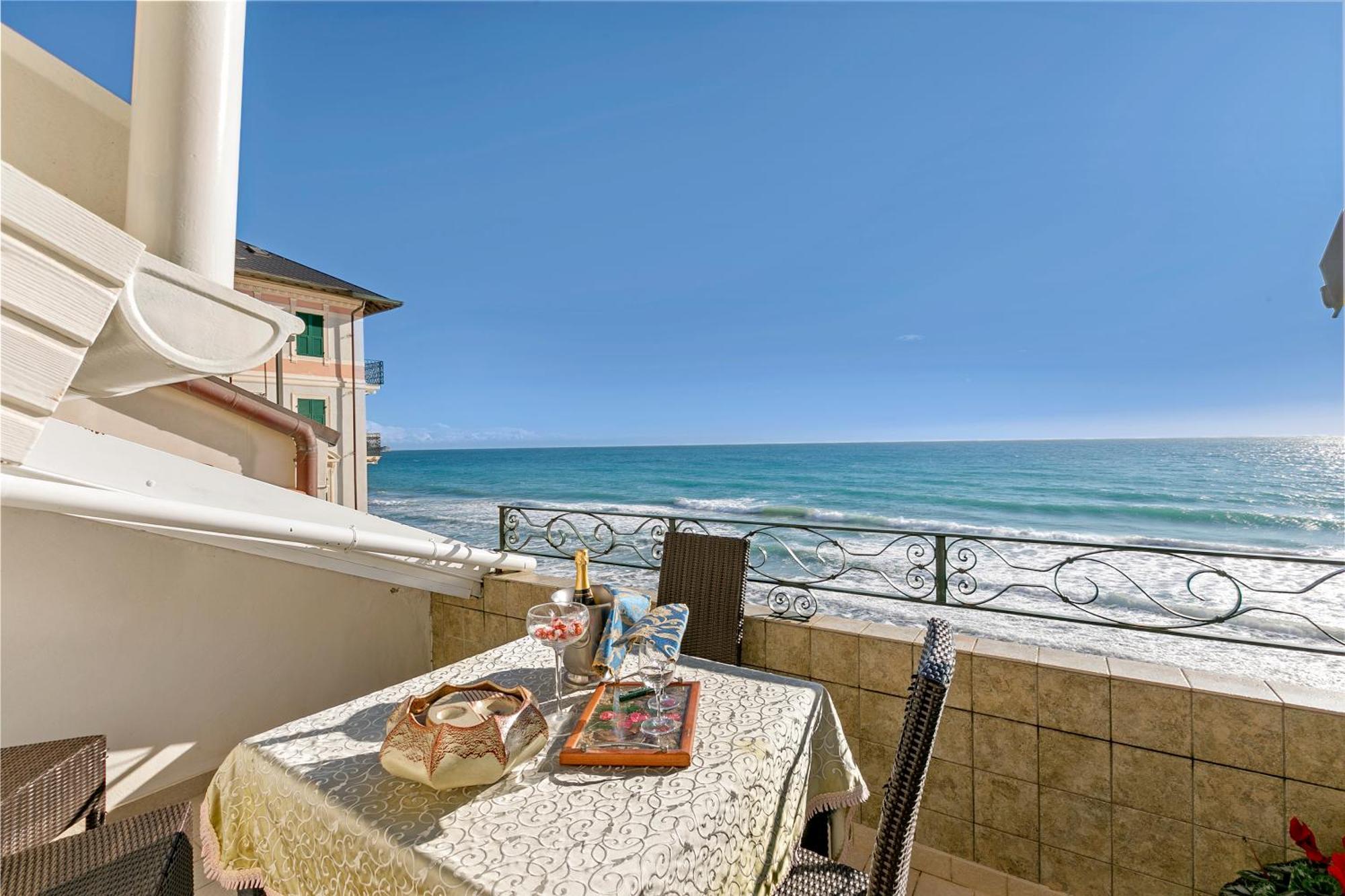 Large Double Room Balcony Sea view