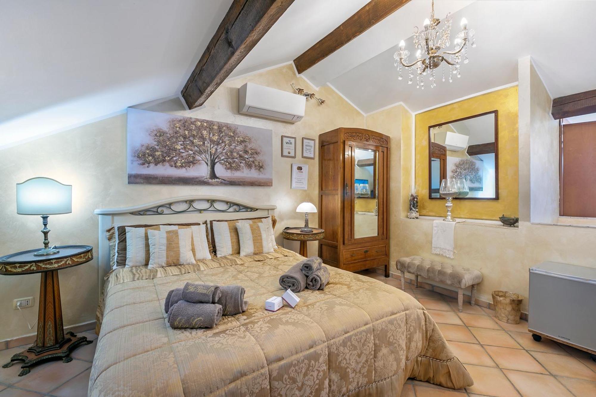 Large Double Room Balcony Sea view