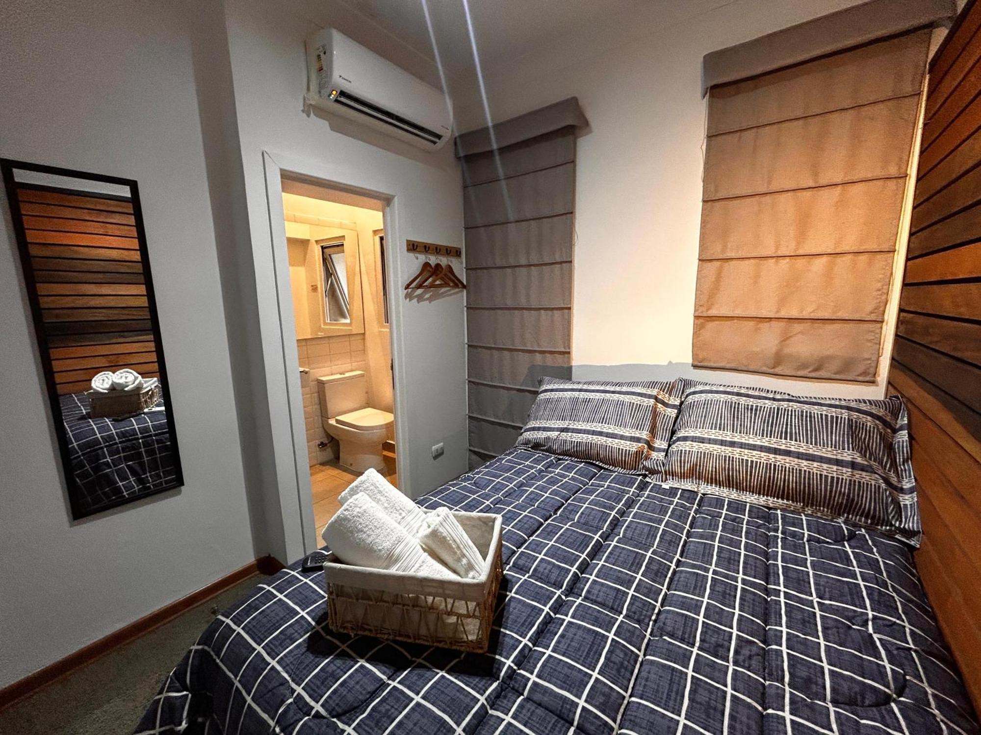Single Room Private Bathroom