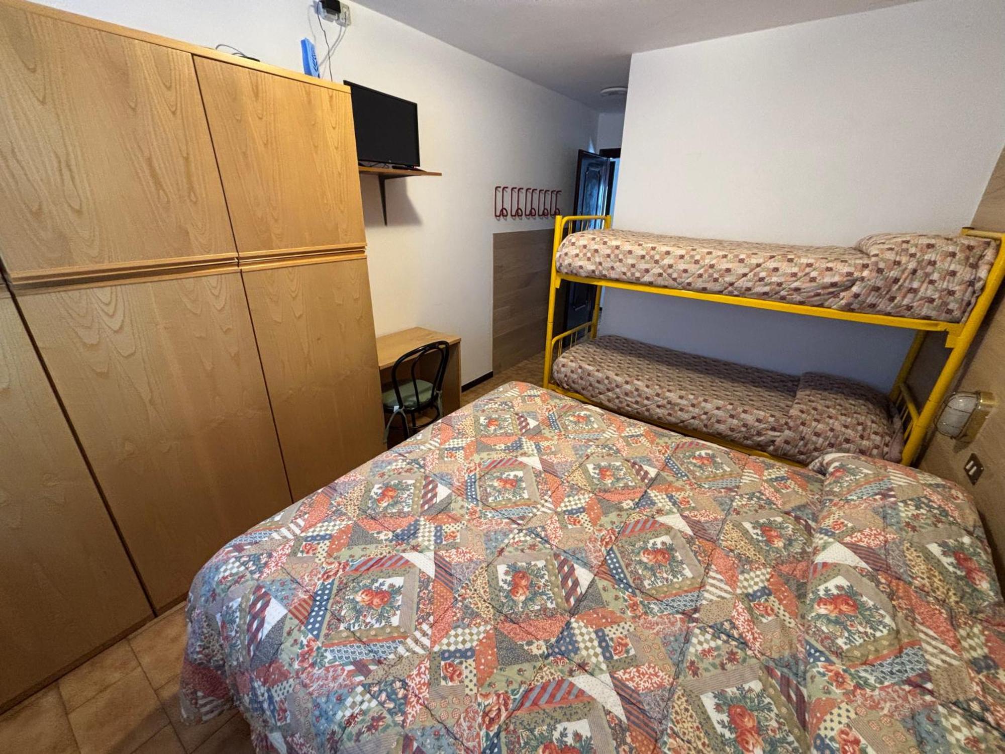 Quadruple Room Mountain View