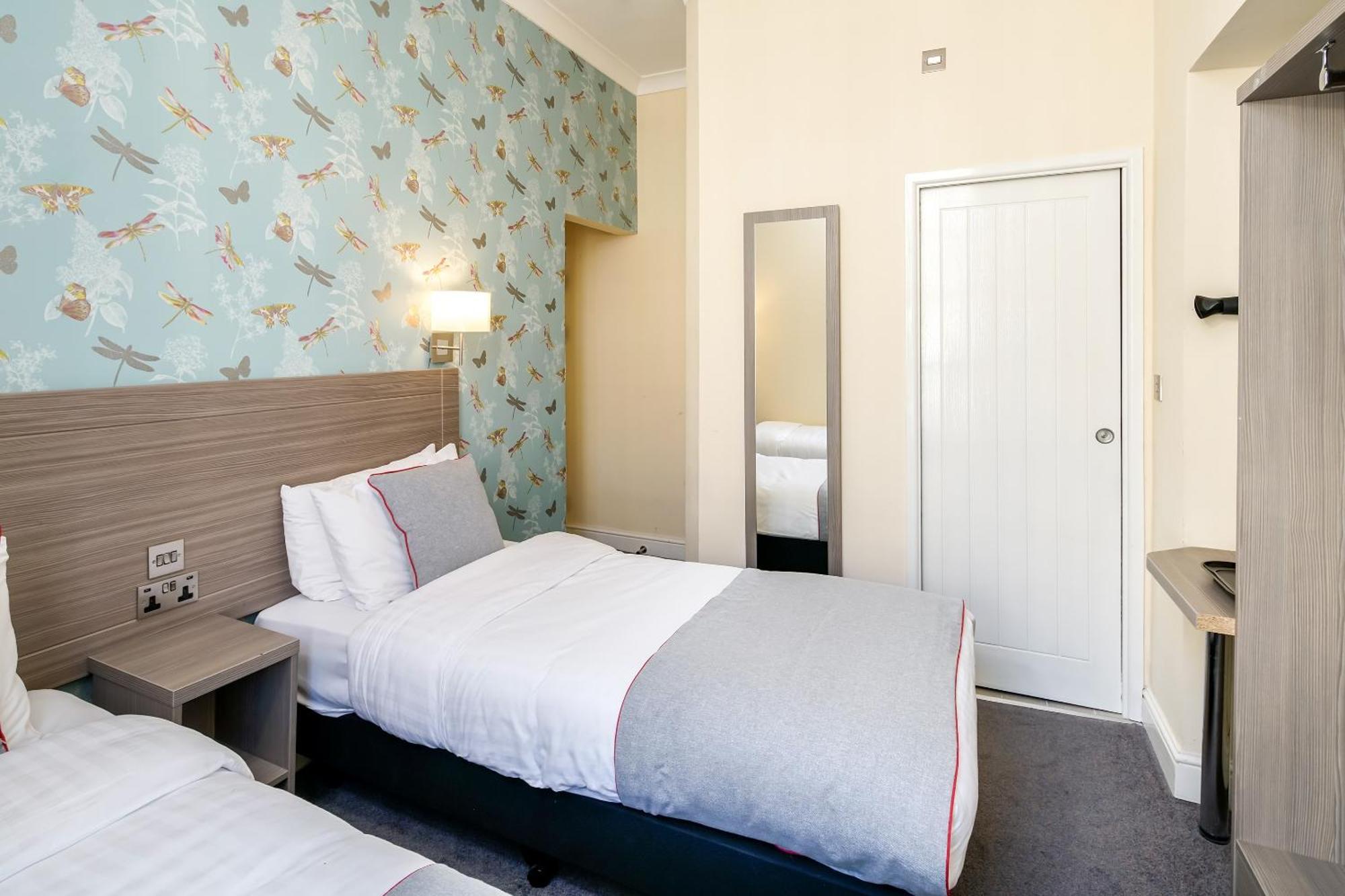 Standaard Kamer met 2 Bedden