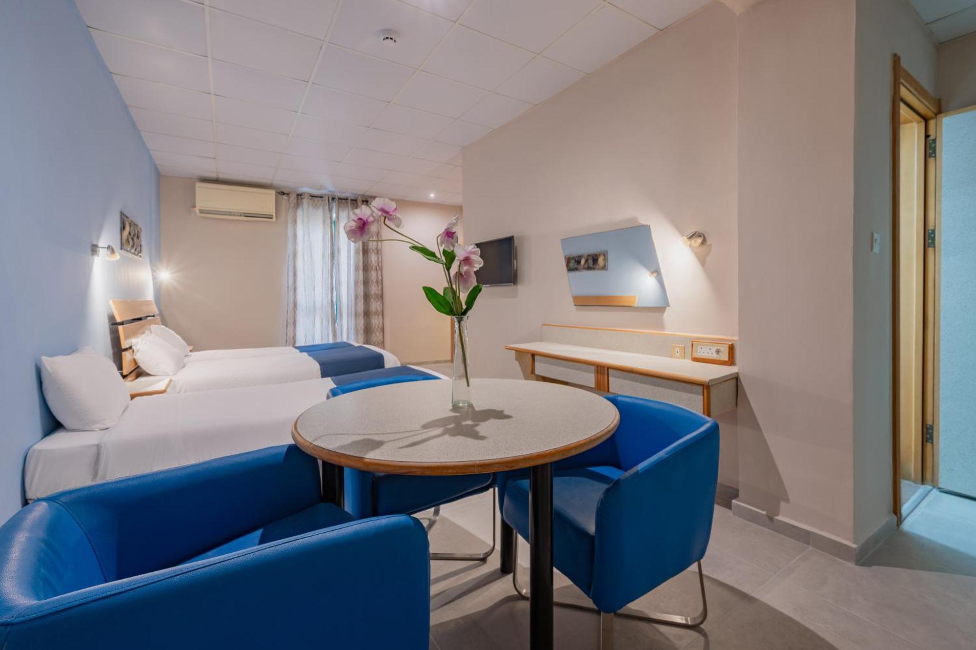 Chambre Triple Standard - Vue sur Mer