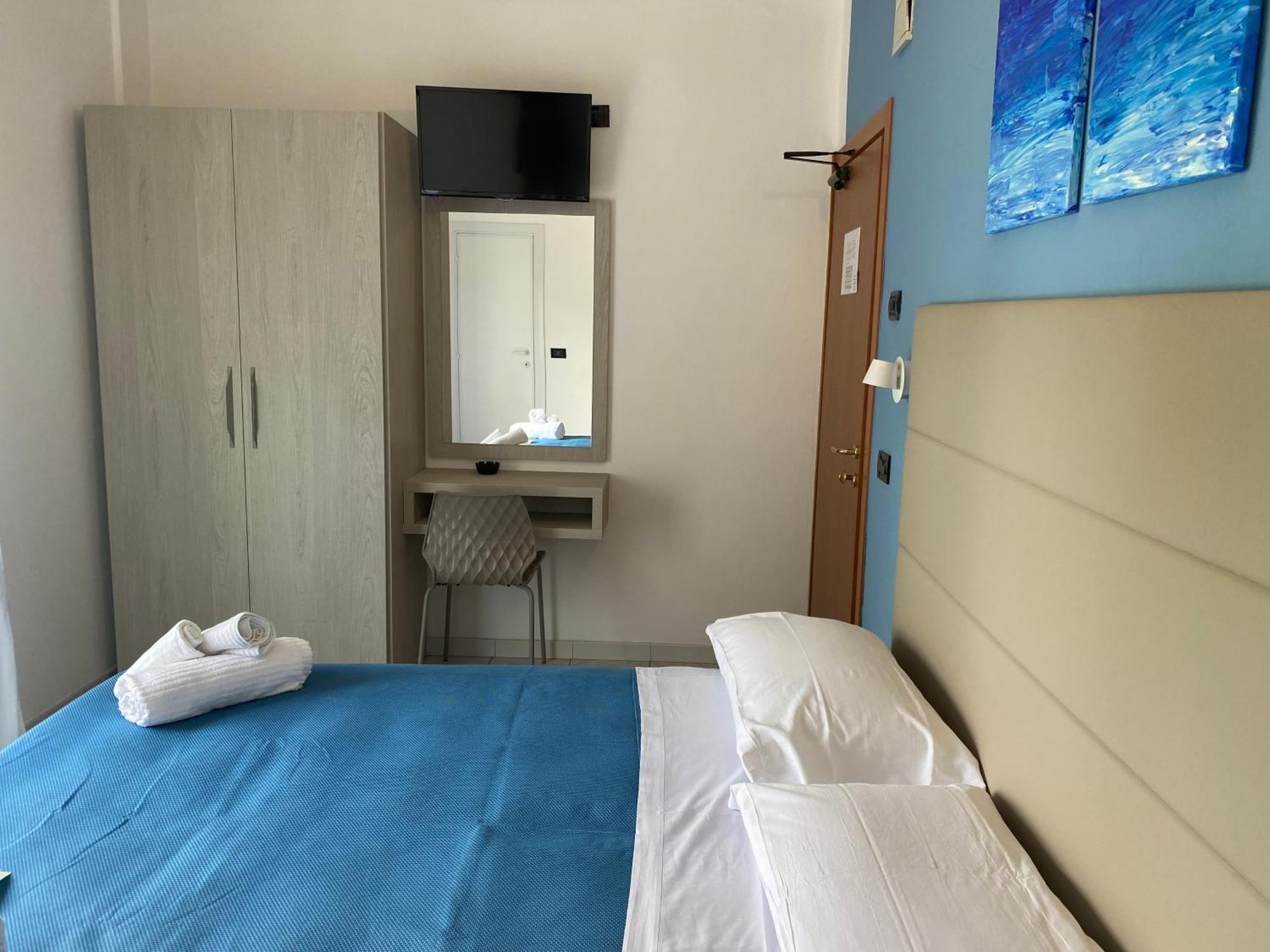 Double or Twin Room Balcony