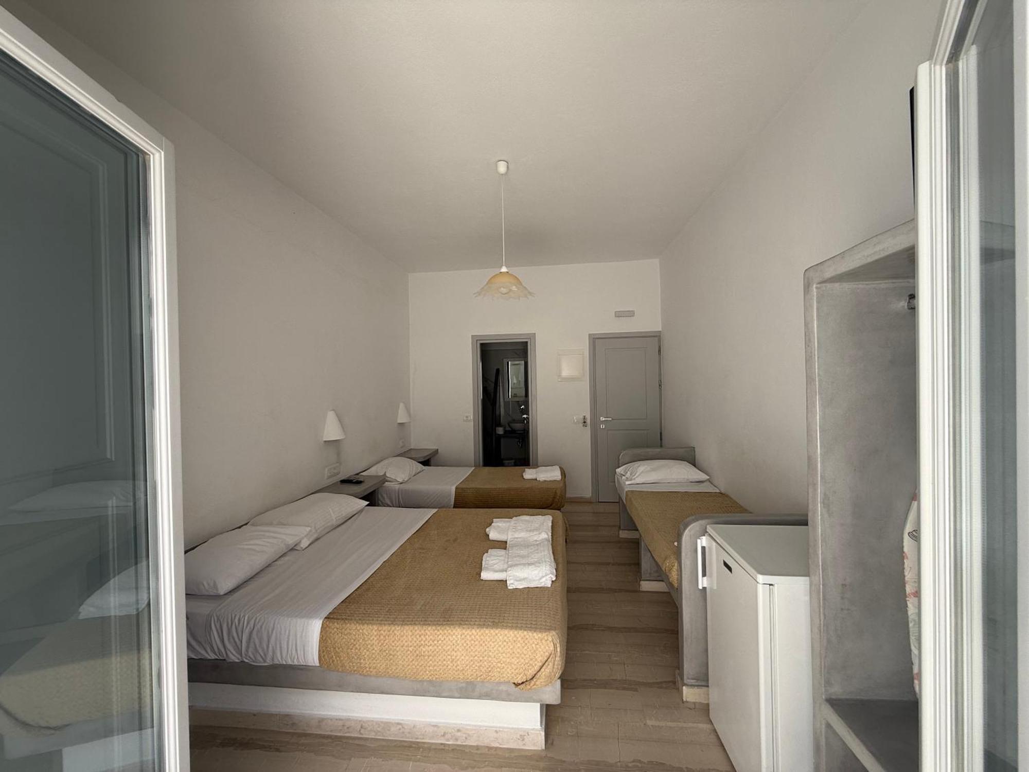 Economy Quadruple Room