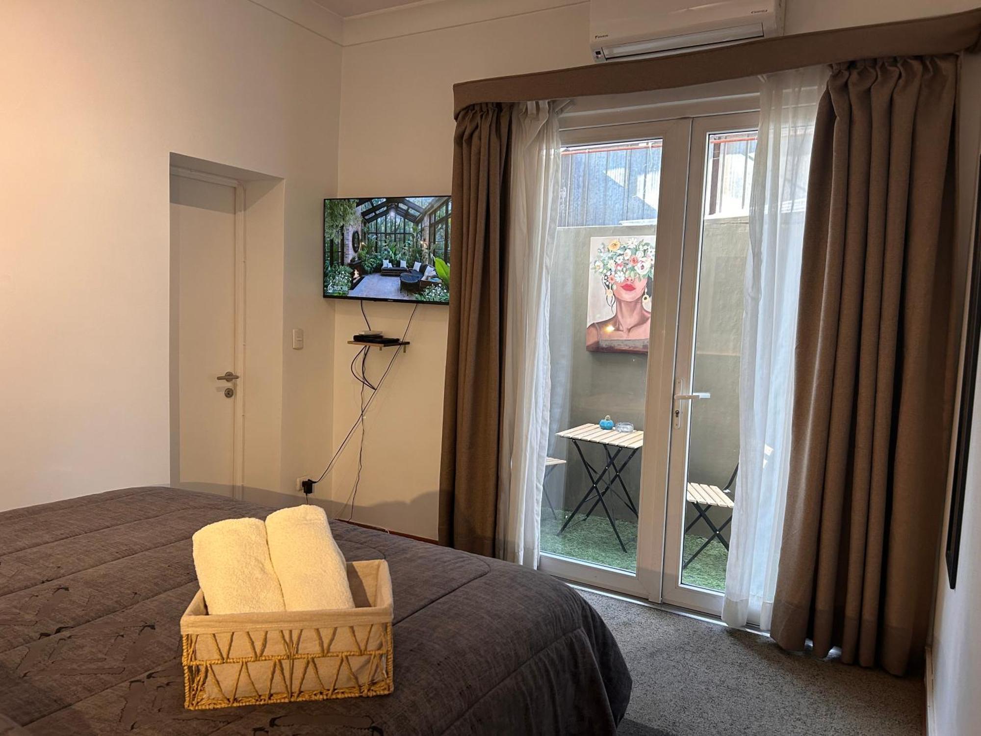 Double Room Private Bathroom