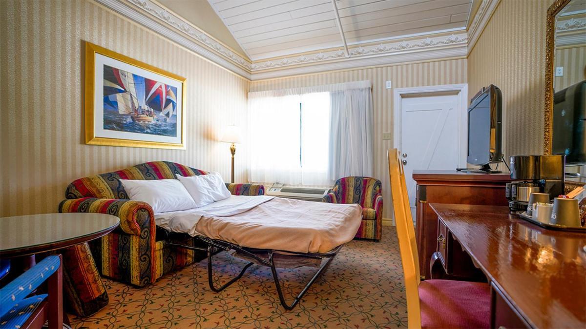 Suite Balcony,1677882690:JPEG