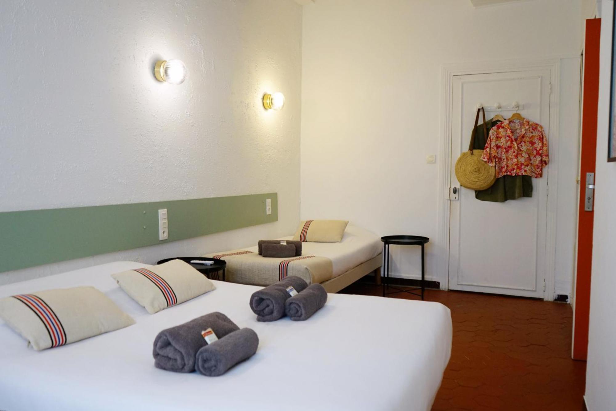Habitación Familiar con baño privado