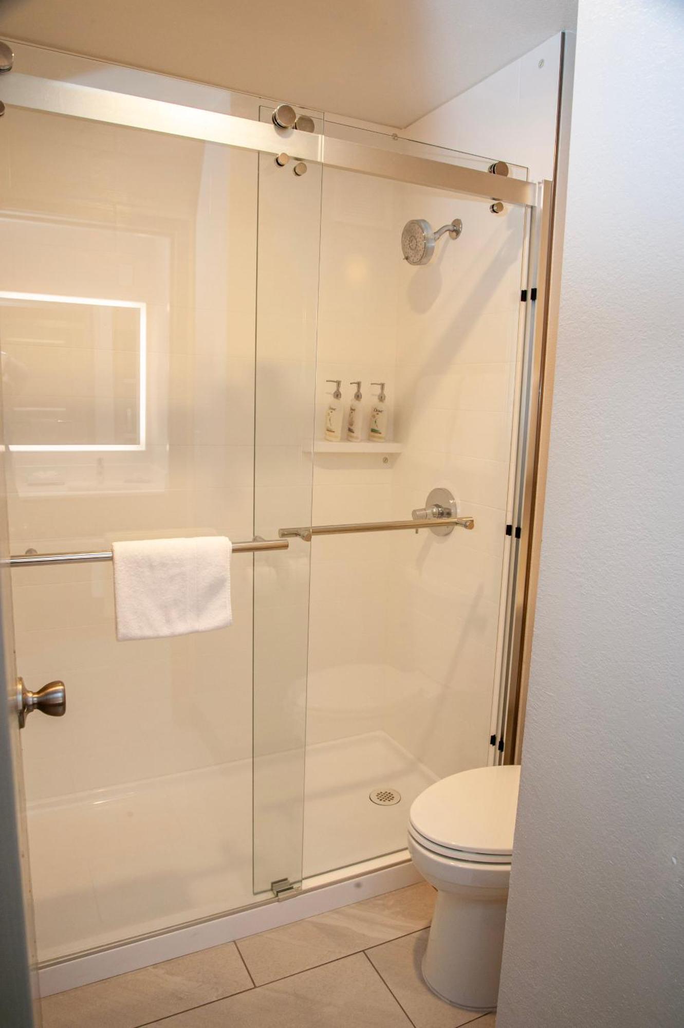 Standard Room,1687476607:JPEG