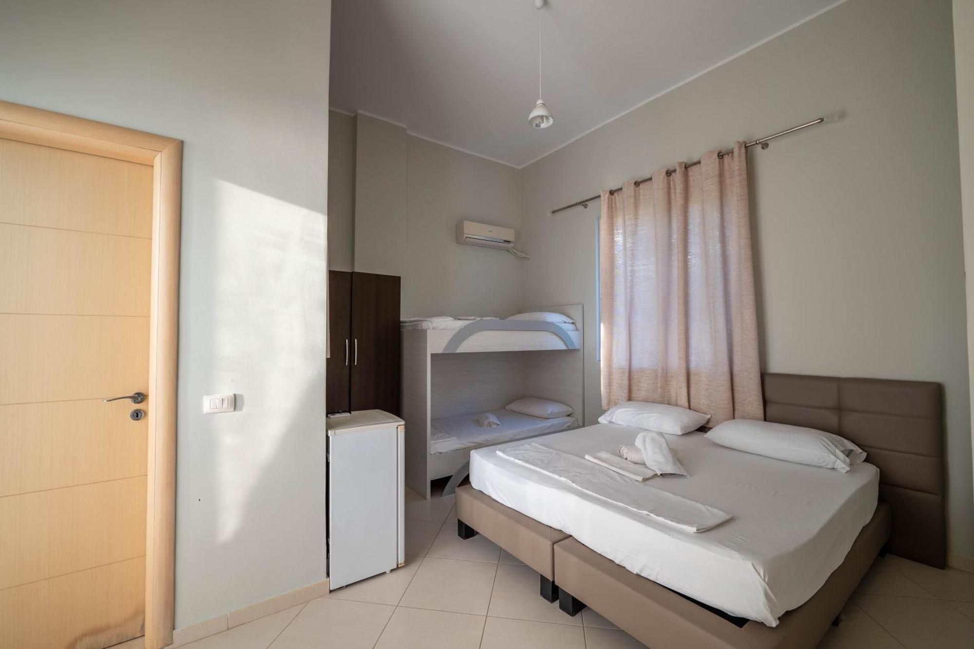 Quadruple Room Sea View,1687489029:JPEG