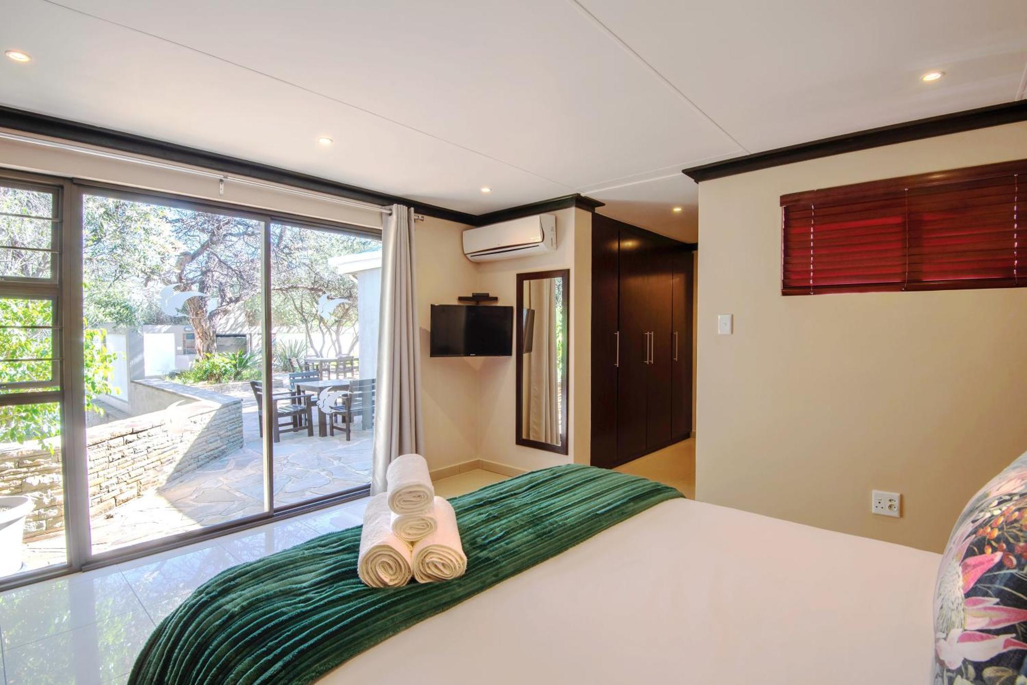 Three-Bedroom Villa,1689862262:JPEG