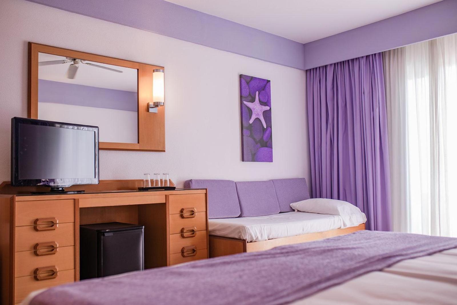 Triple Room with Balcony