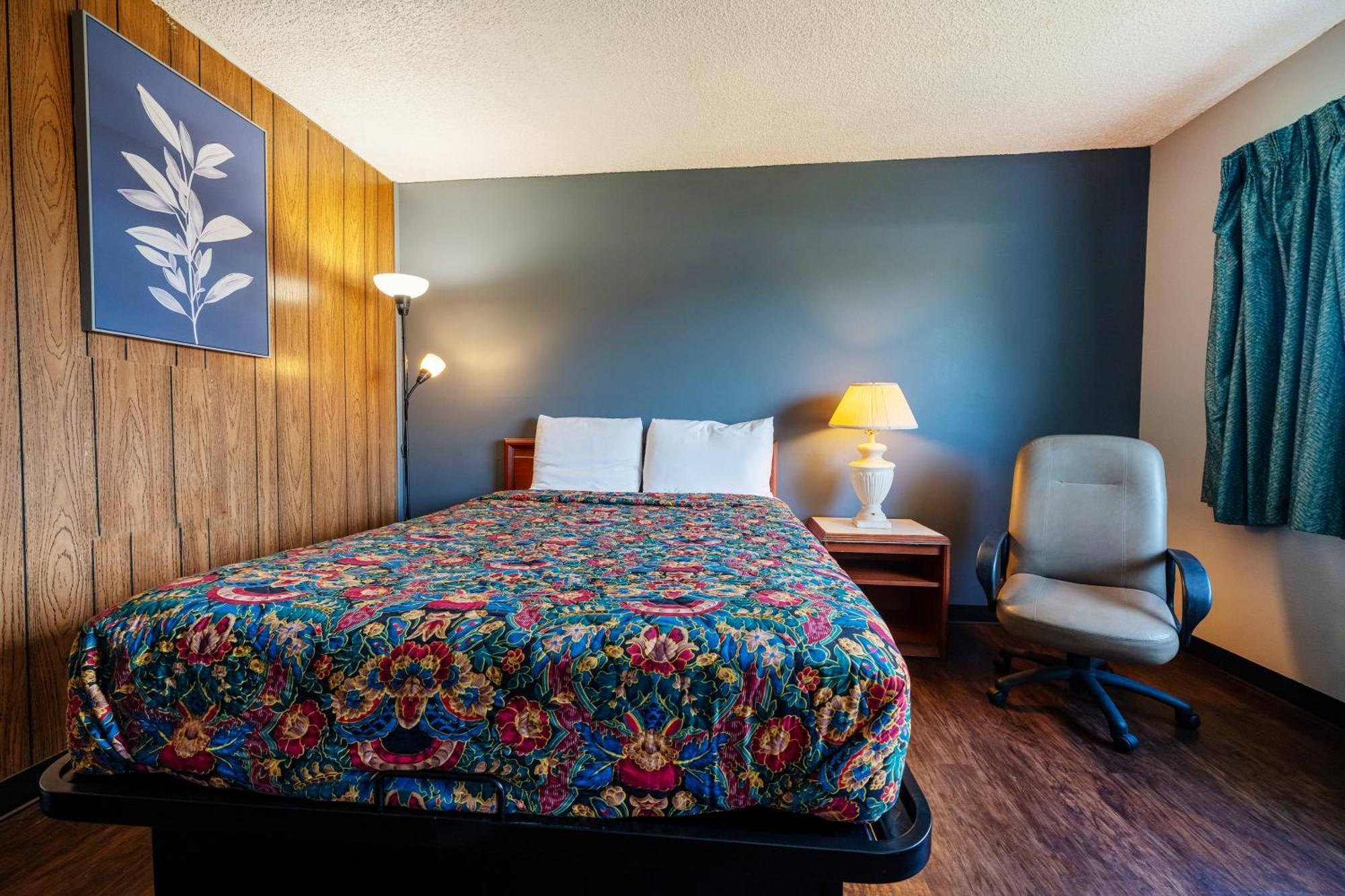 Queen Bed