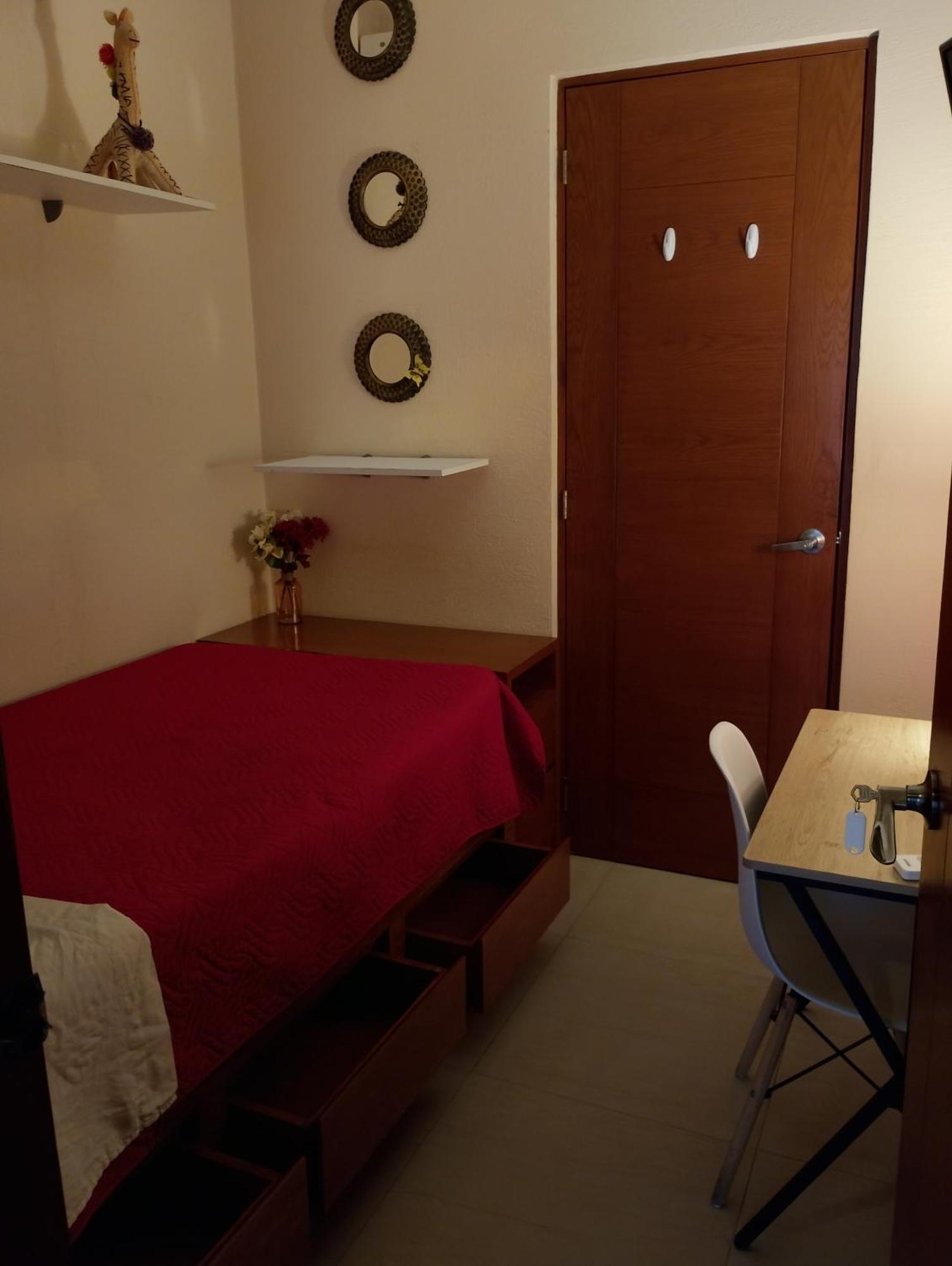 Small Single Room