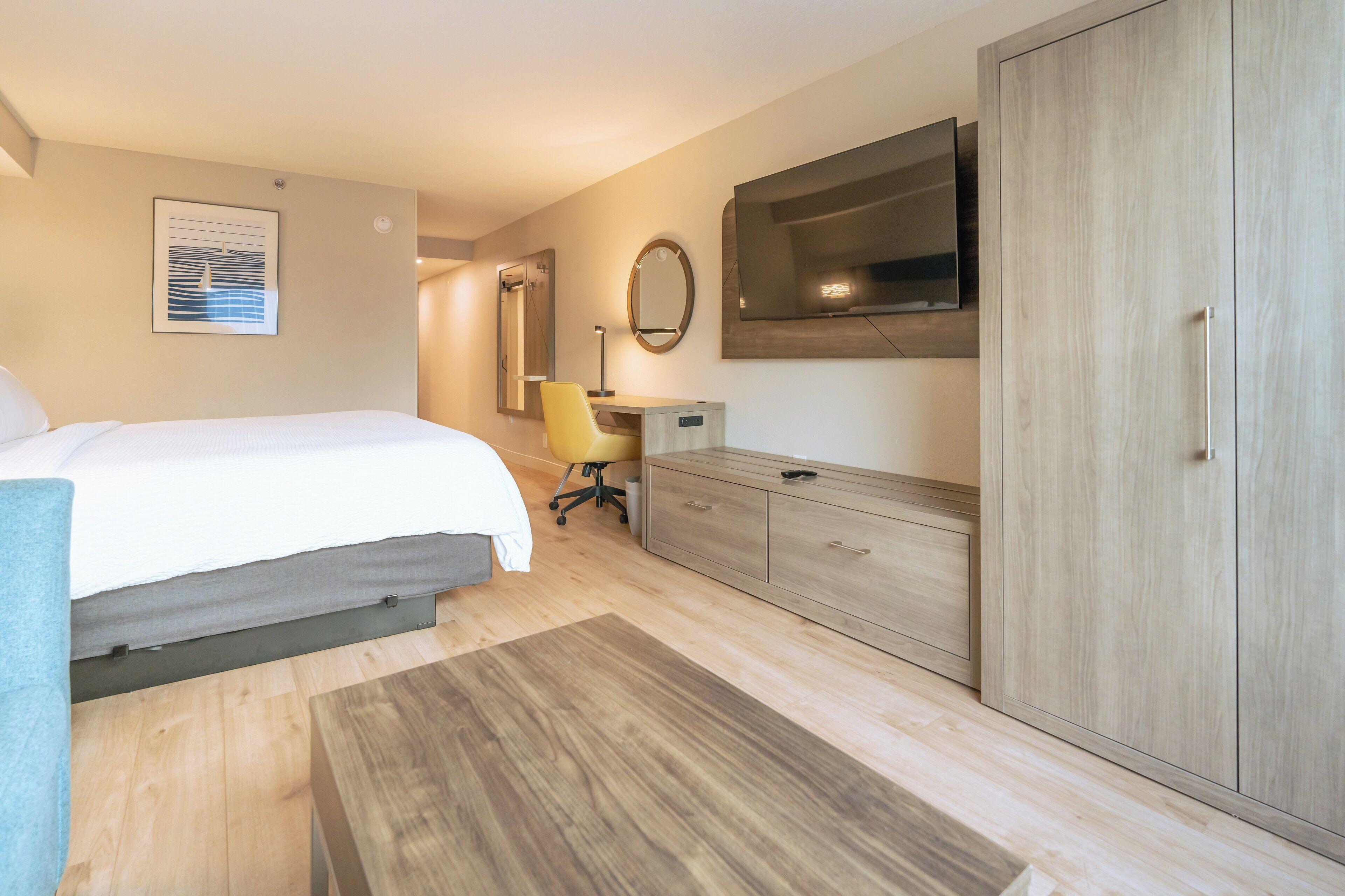 Standard King Room