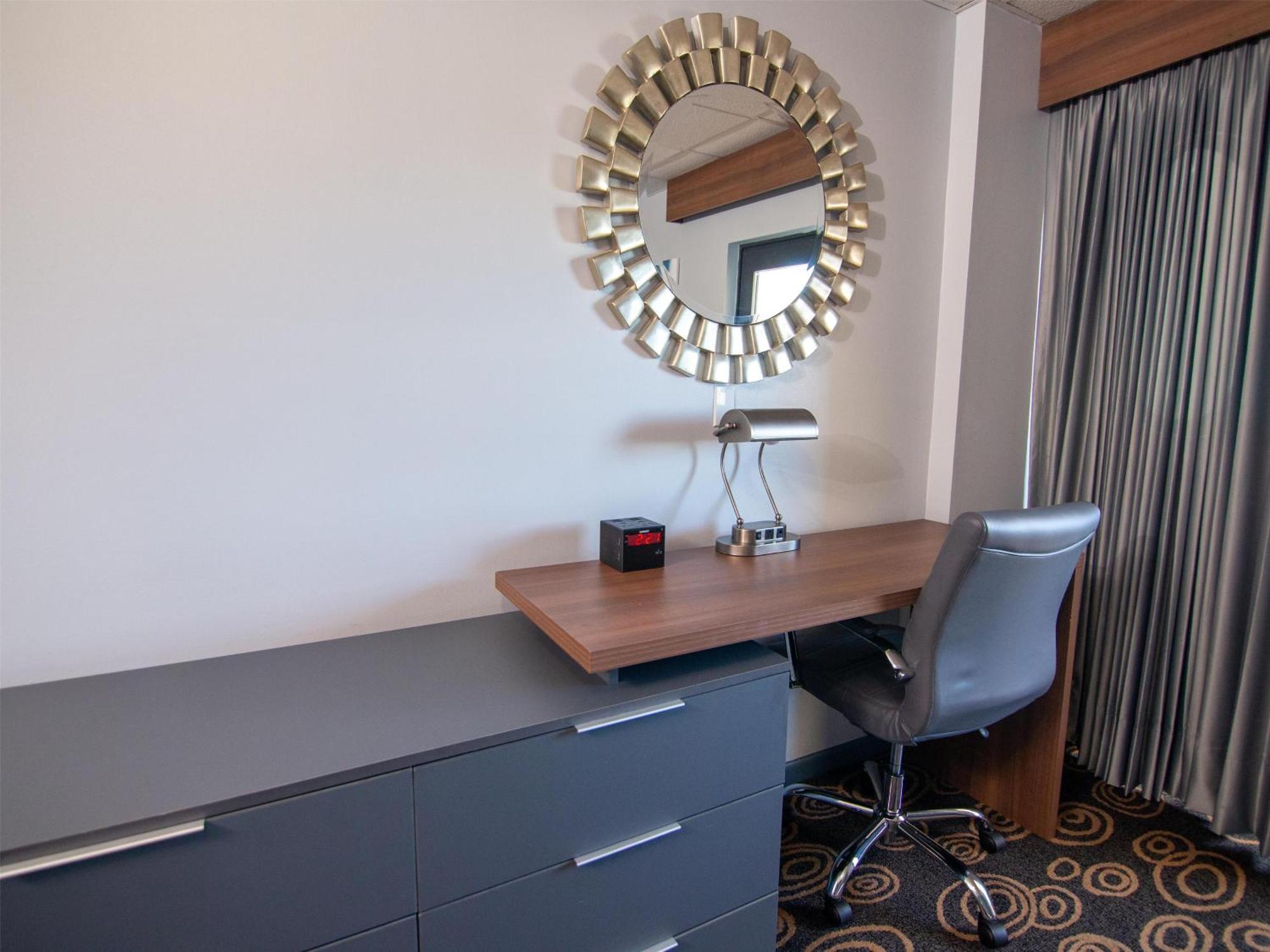 Junior Suite King