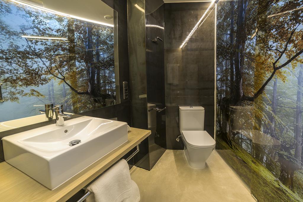 Double Room,172095018:JPEG