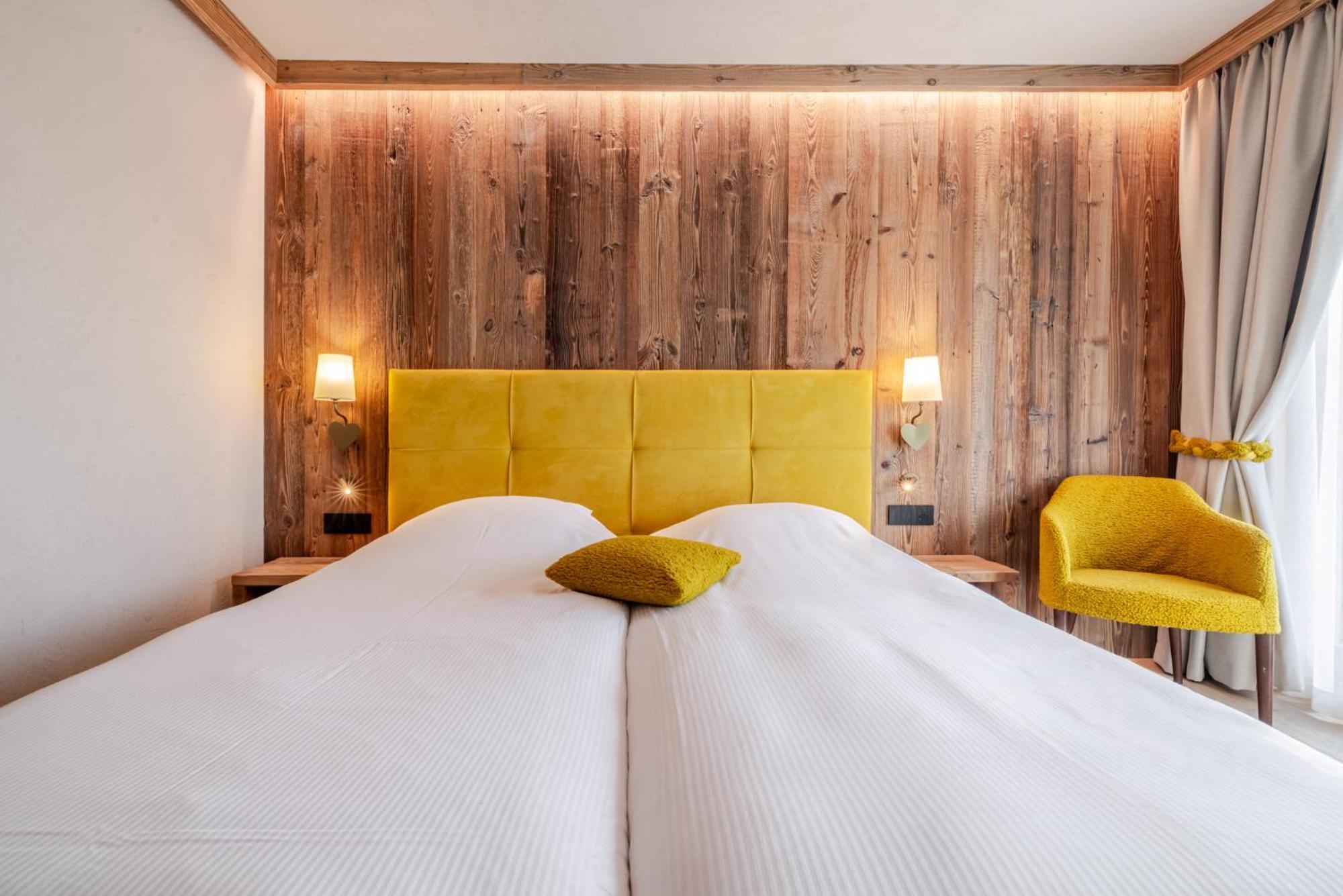 Double or Twin Room Balcony