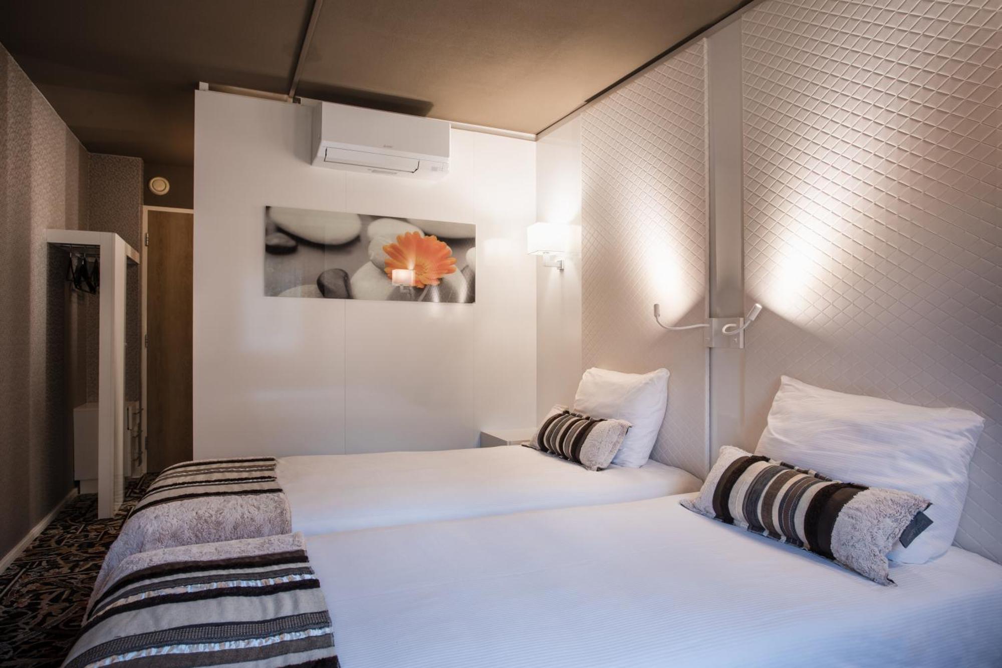 Comfort Twin Room