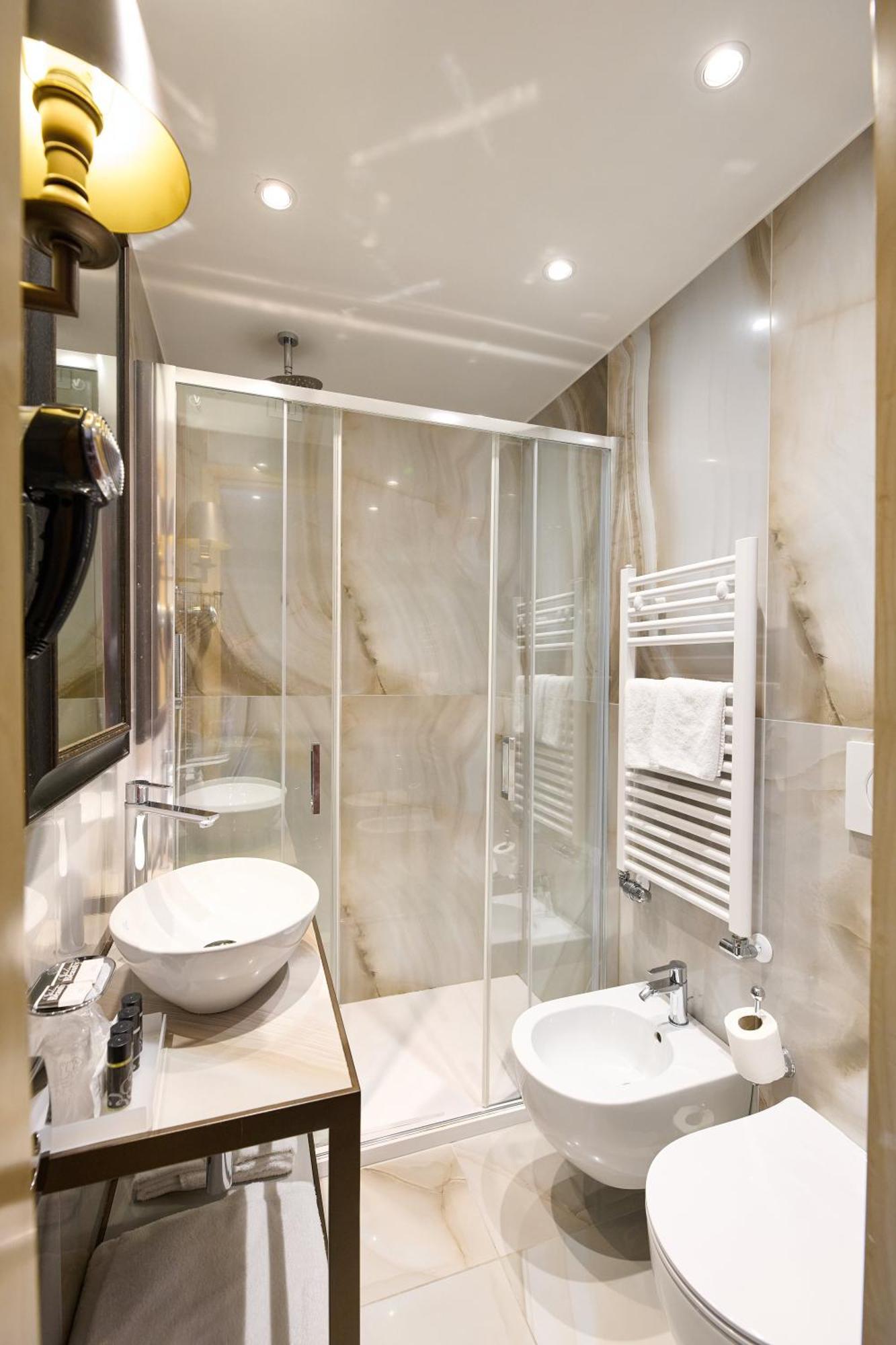 Classic Double Room,1742585808:JPEG