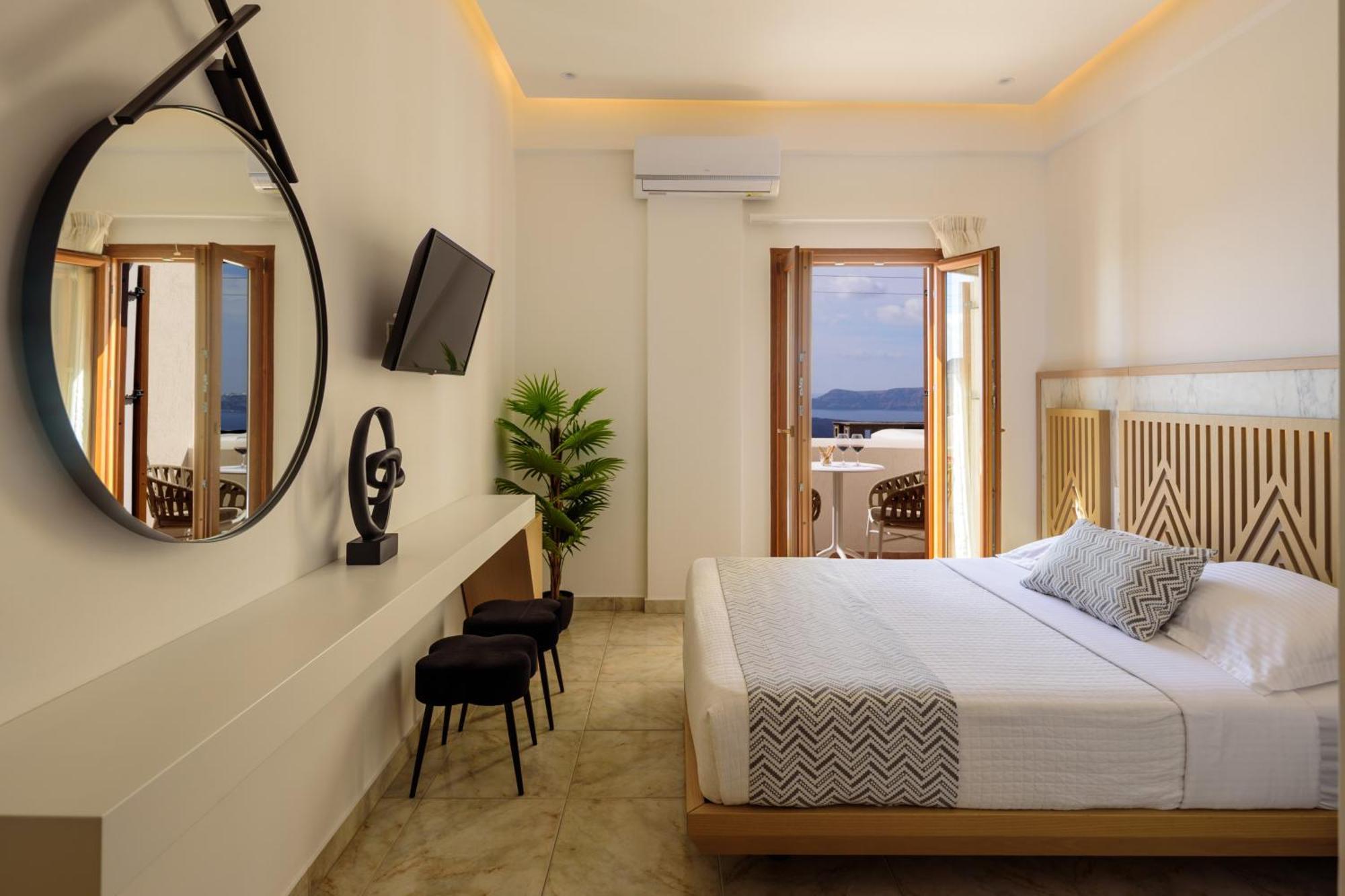 Deluxe Room Volcano View