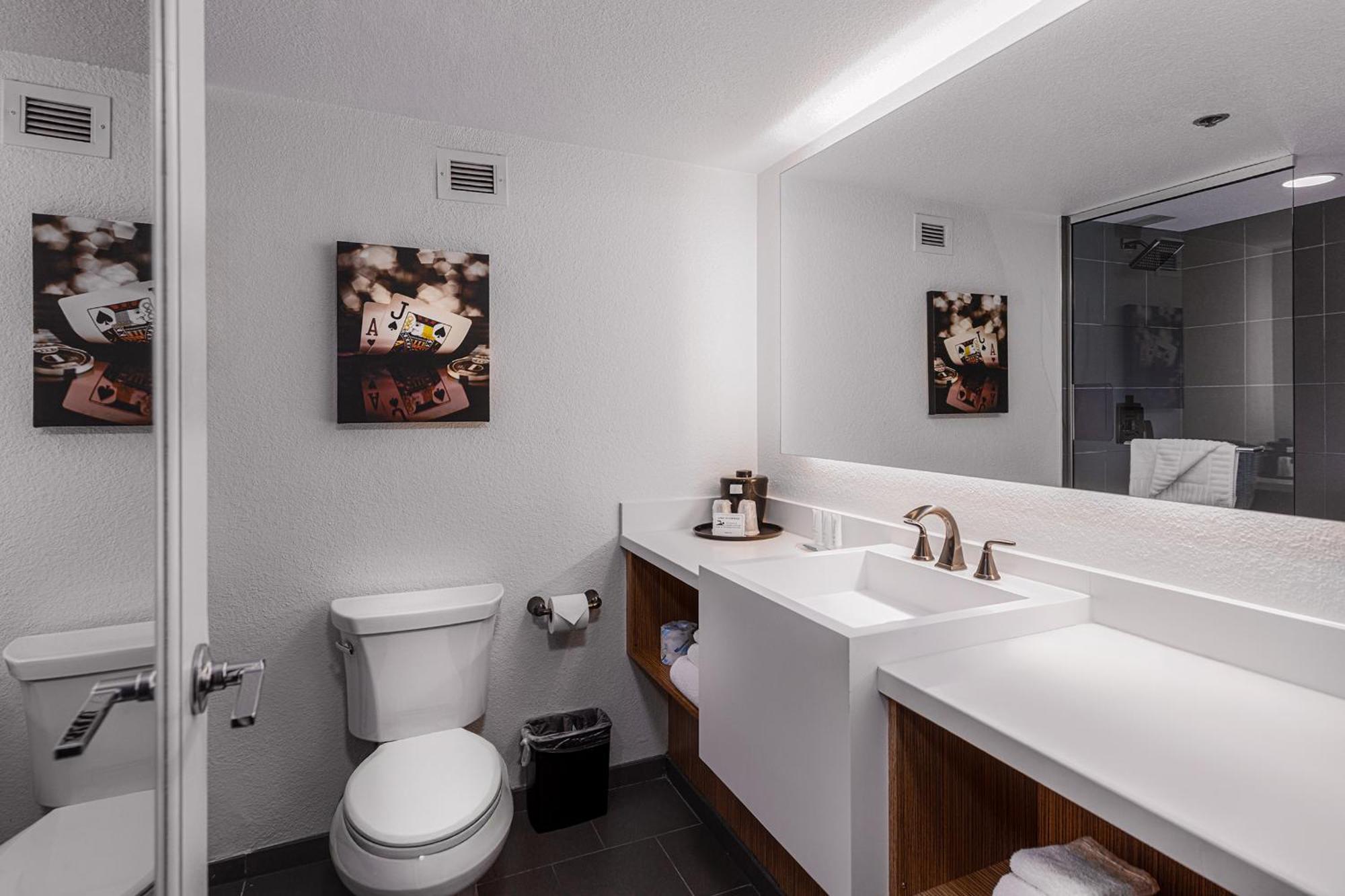 Deluxe Double Room City View