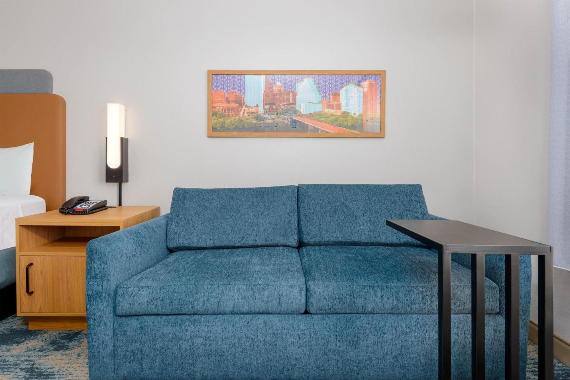 King Room,1742664856:JPEG