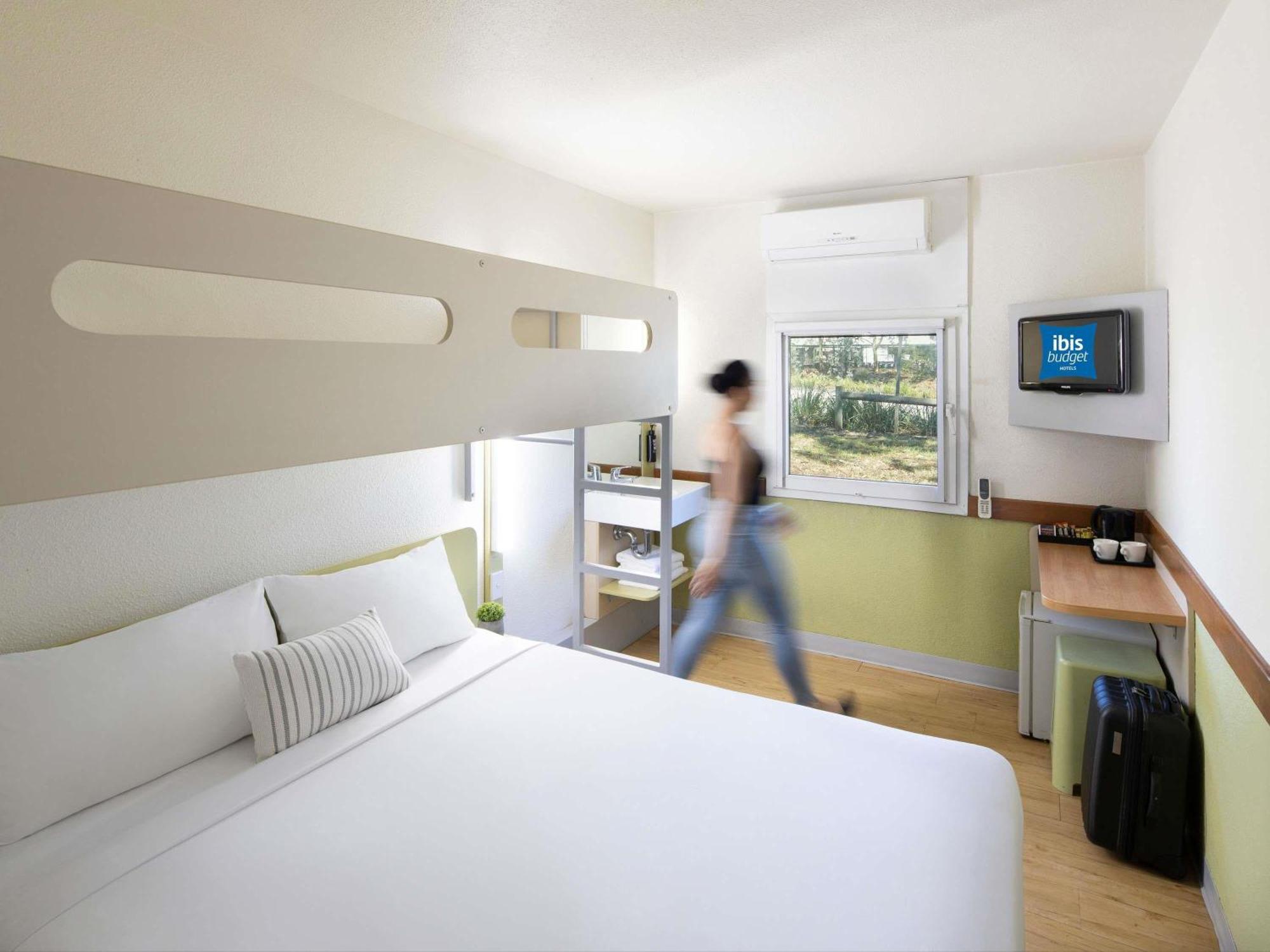 Chambre Queen Standard avec Lits Superposés