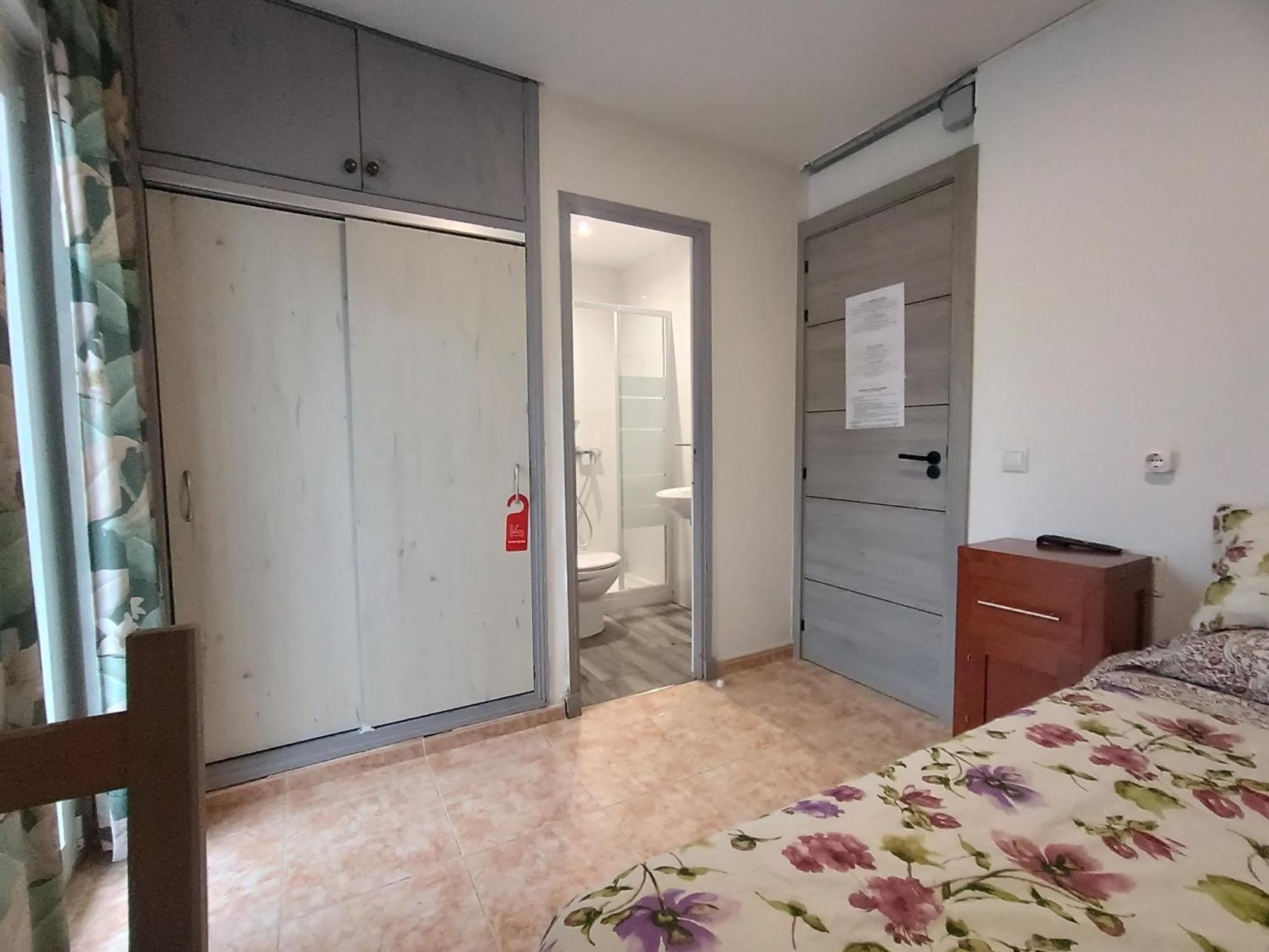 Single Room Mountain View