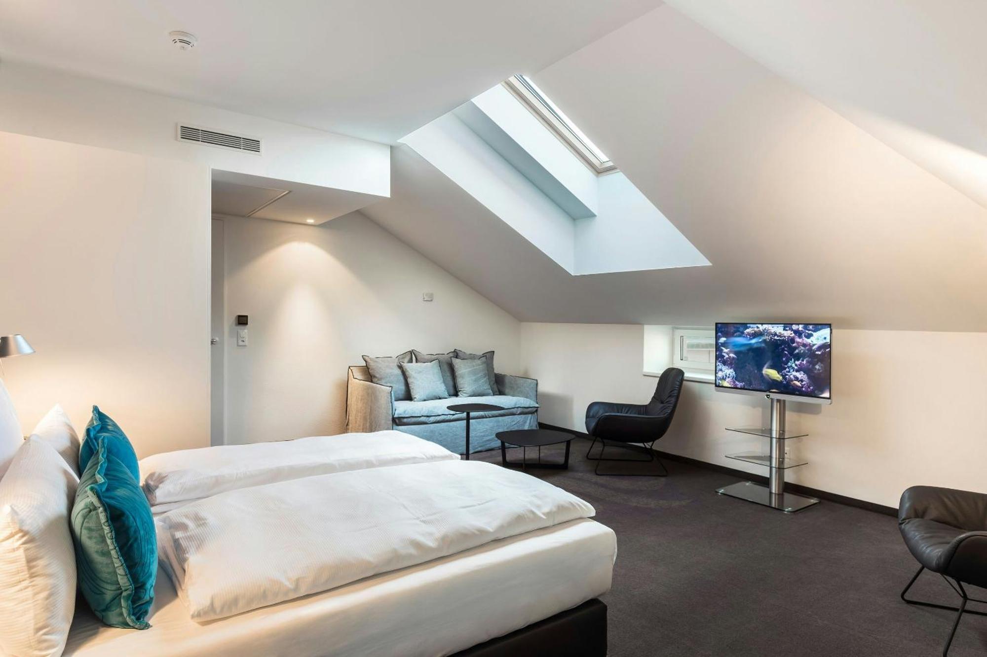 Single Room with King Size Bed