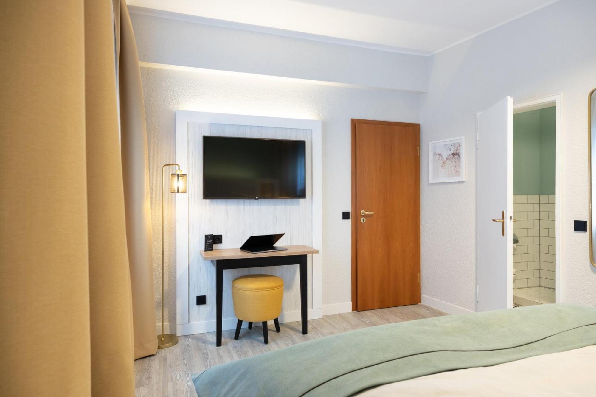 Cosy Queen Room