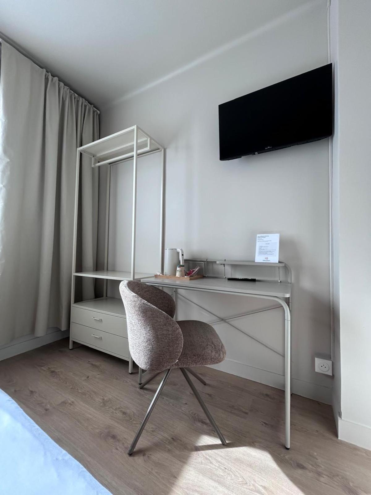 Chambre Triple - 5ème Étage