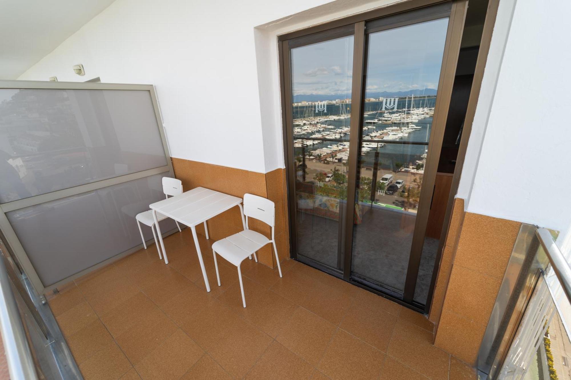 Double or Twin Room Sea View