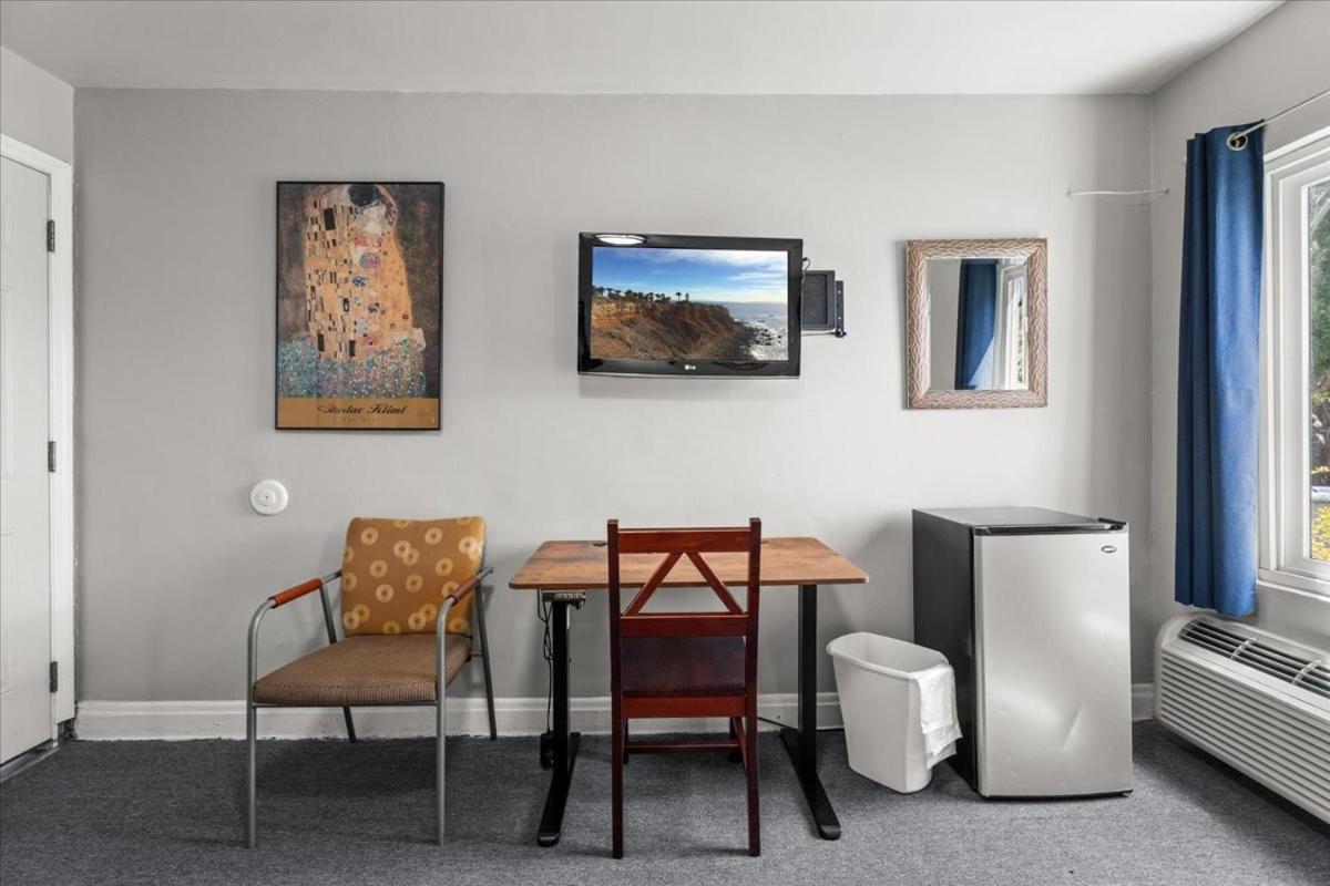 Family Double Room,1765324391:JPEG